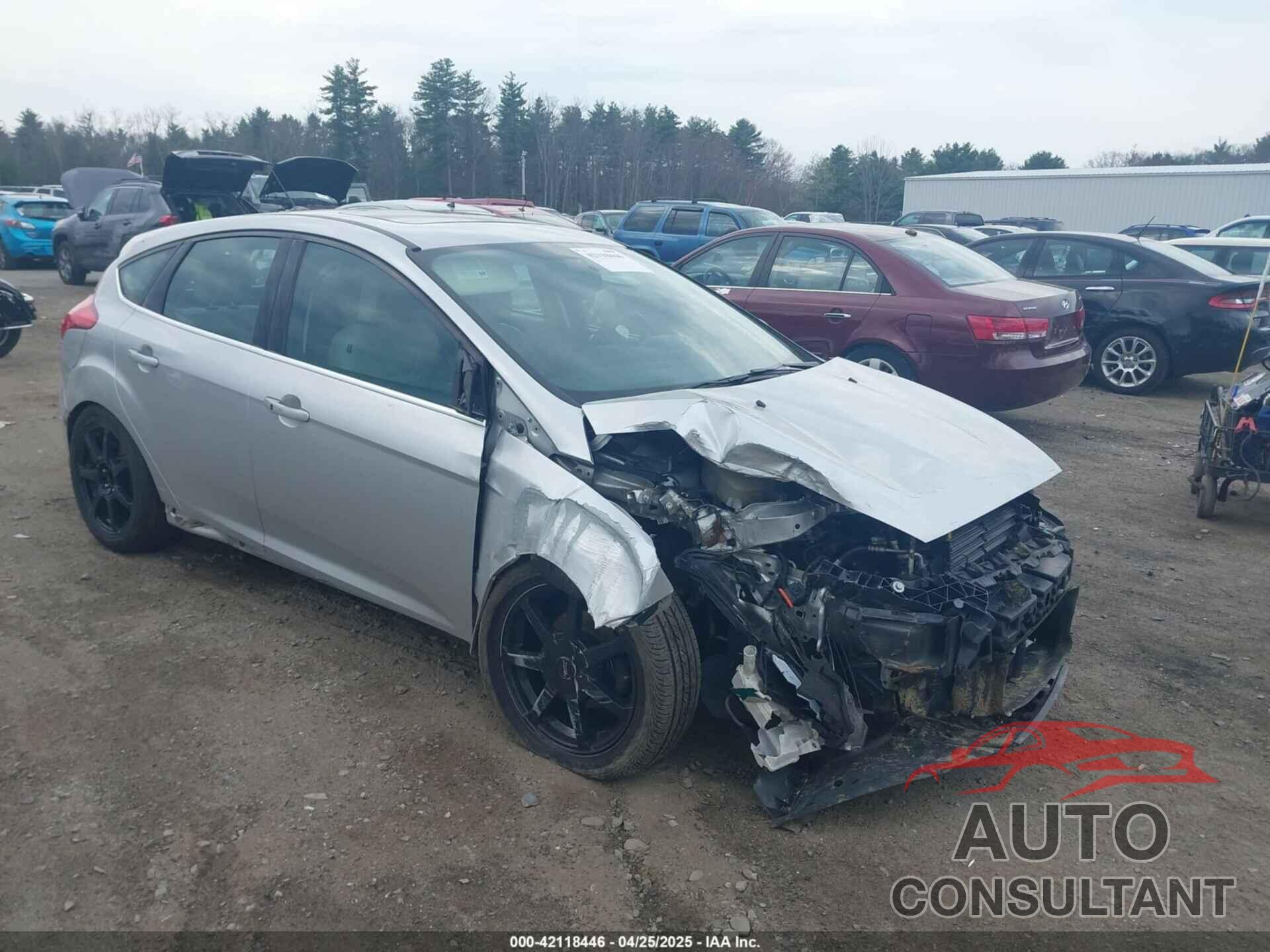 FORD FOCUS 2018 - 1FADP3N23JL279460