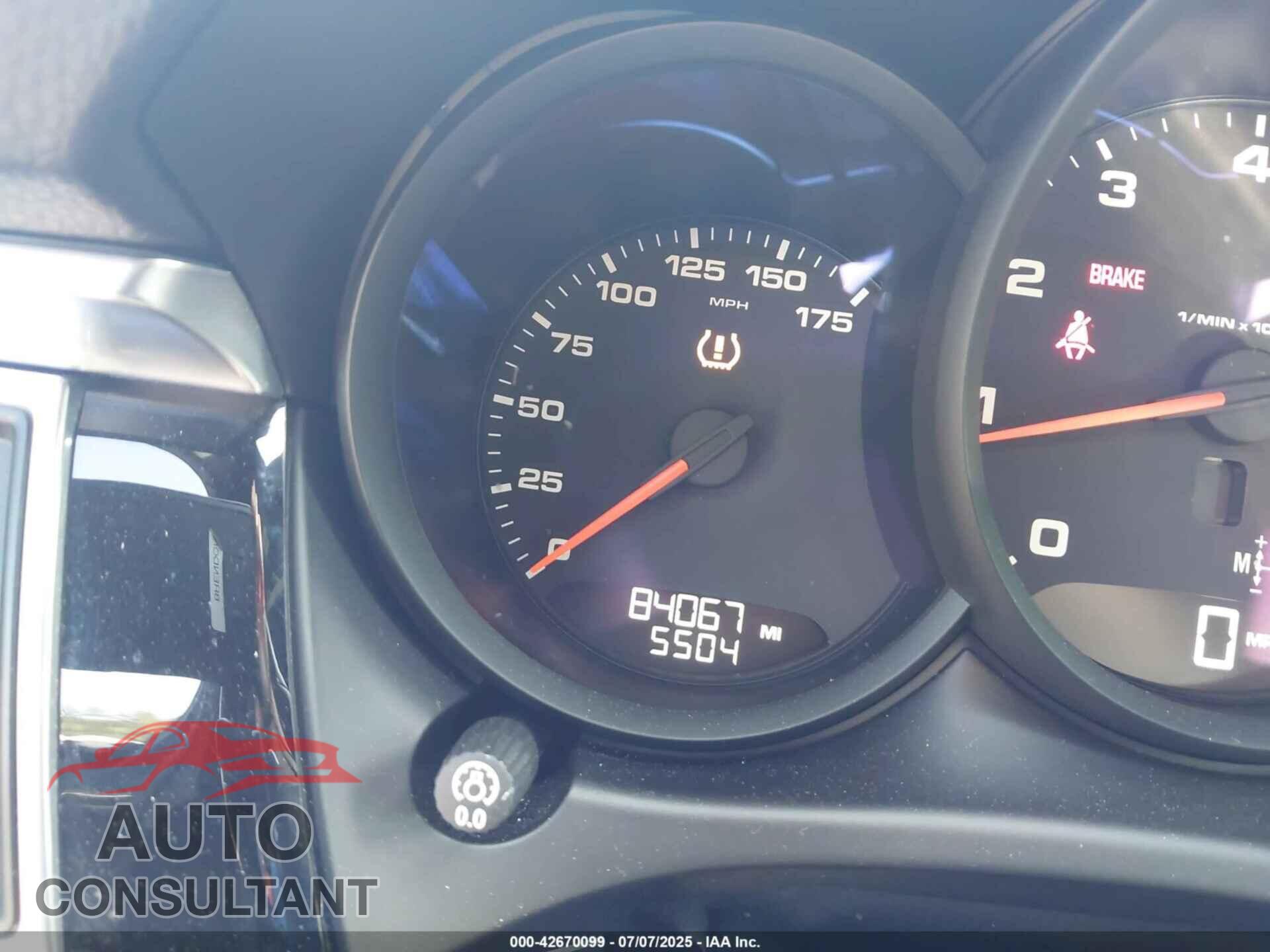PORSCHE MACAN 2017 - WP1AA2A52HLB04764