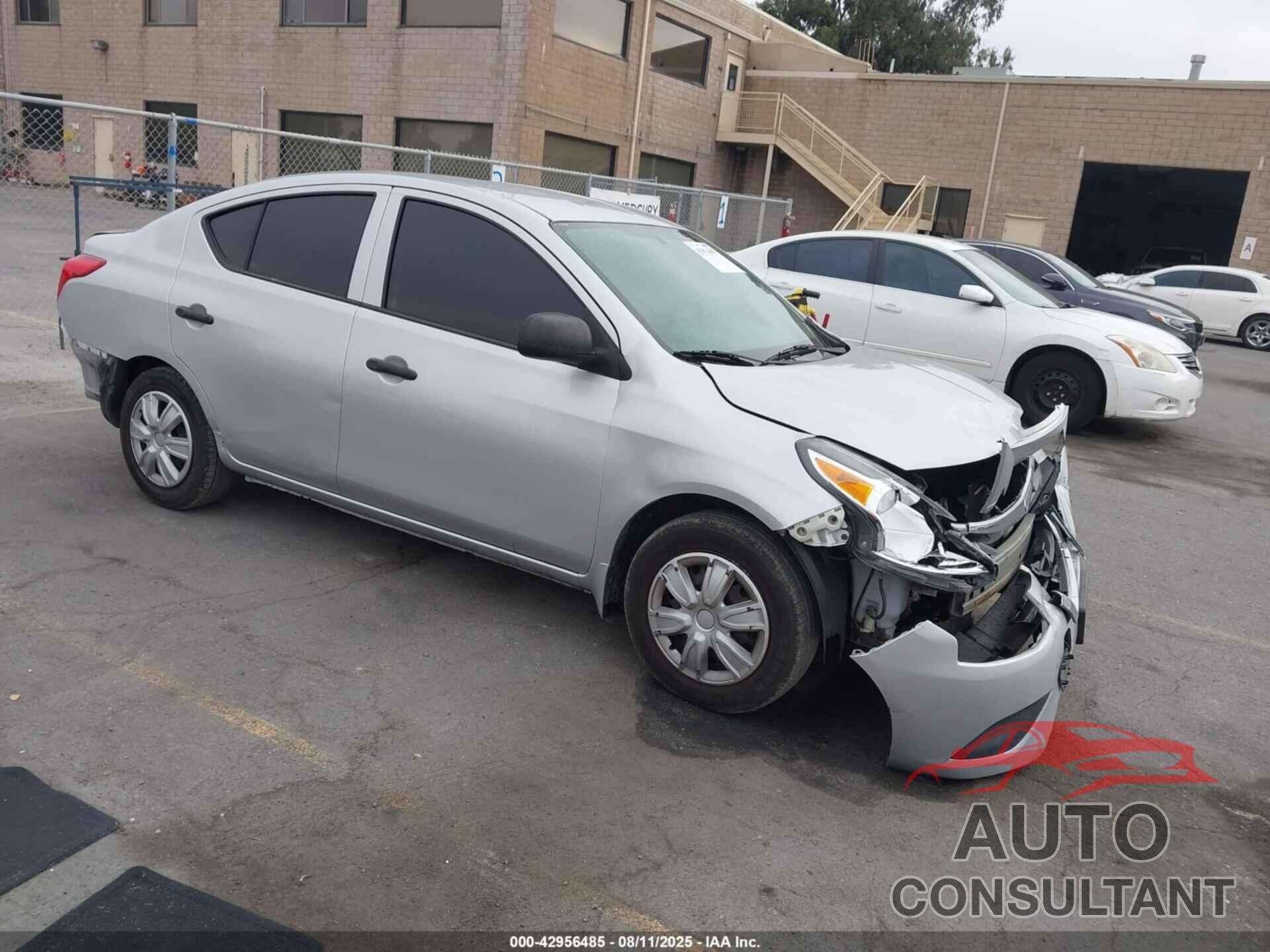 NISSAN VERSA 2015 - 3N1CN7AP8FL906432