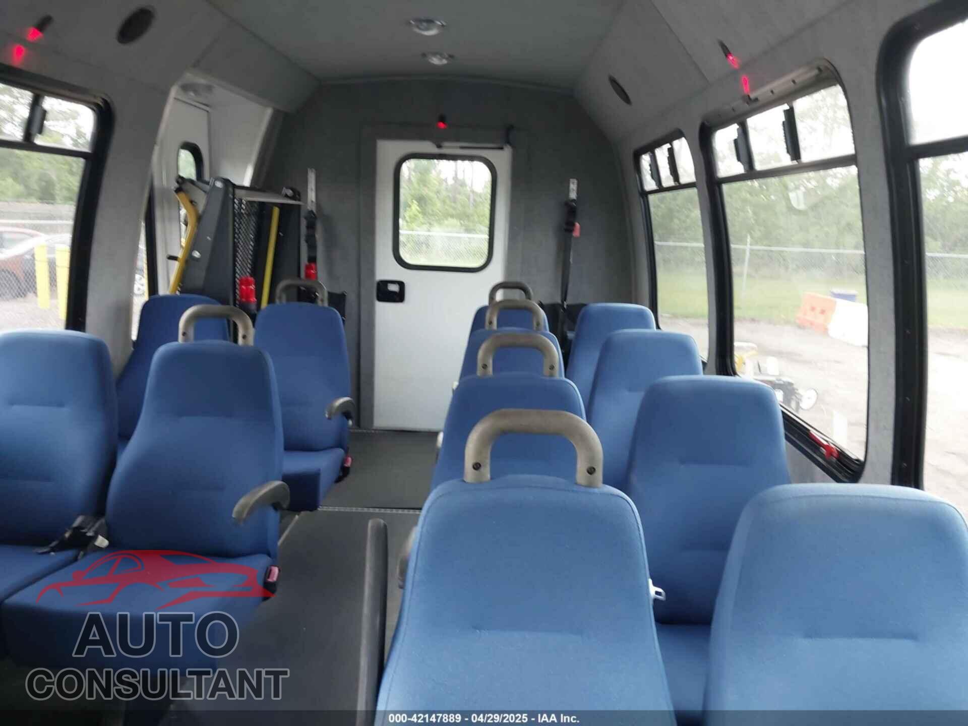 FORD E-350 CUTAWAY 2011 - 1FDWE3FL9BDB09059