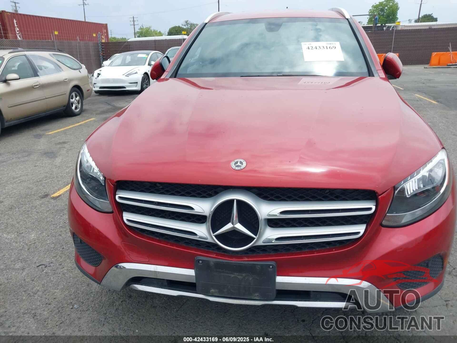 MERCEDES-BENZ GLC 300 2018 - WDC0G4JB6JV081815