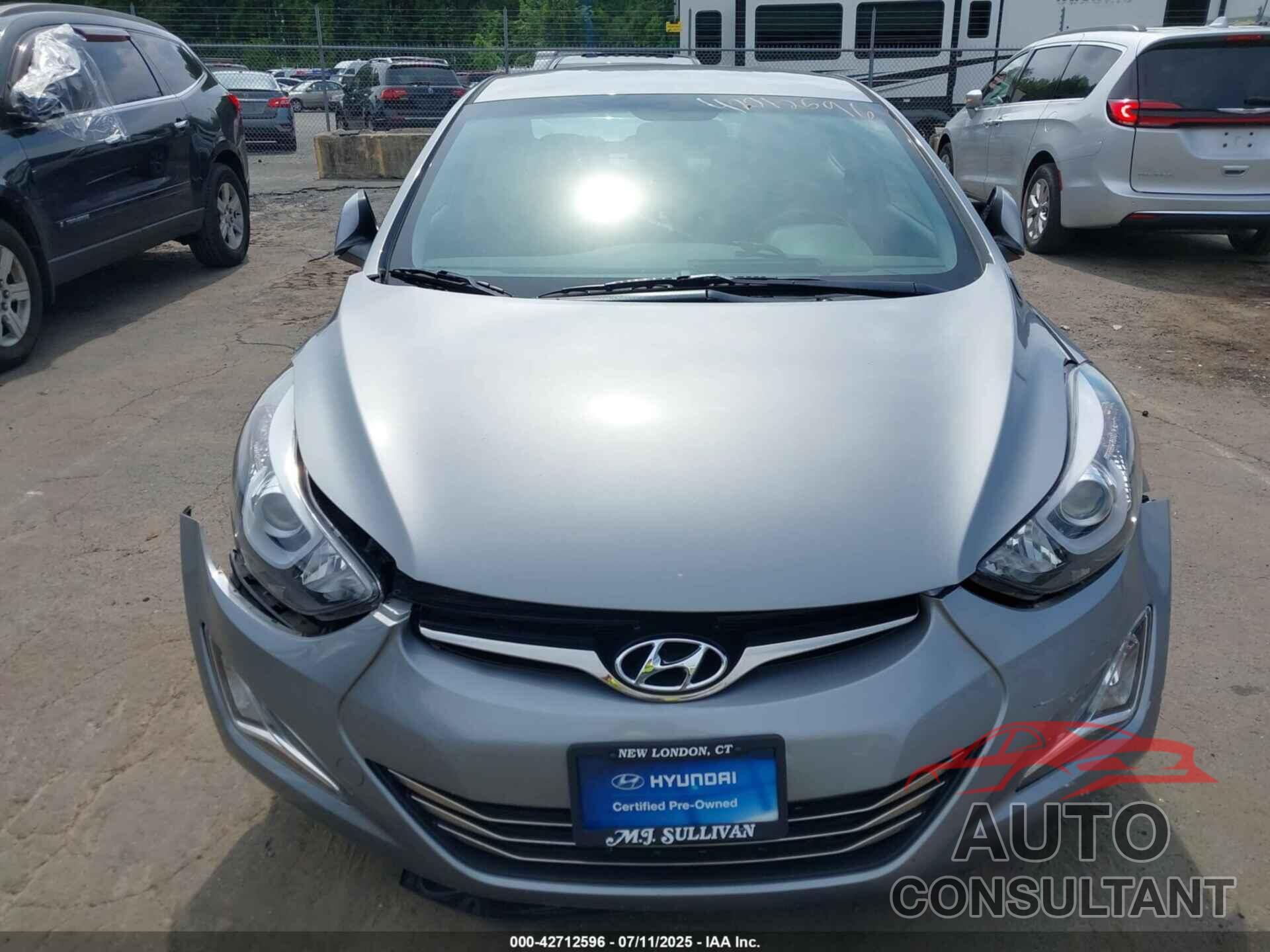 HYUNDAI ELANTRA 2015 - KMHDH4AE0FU301456