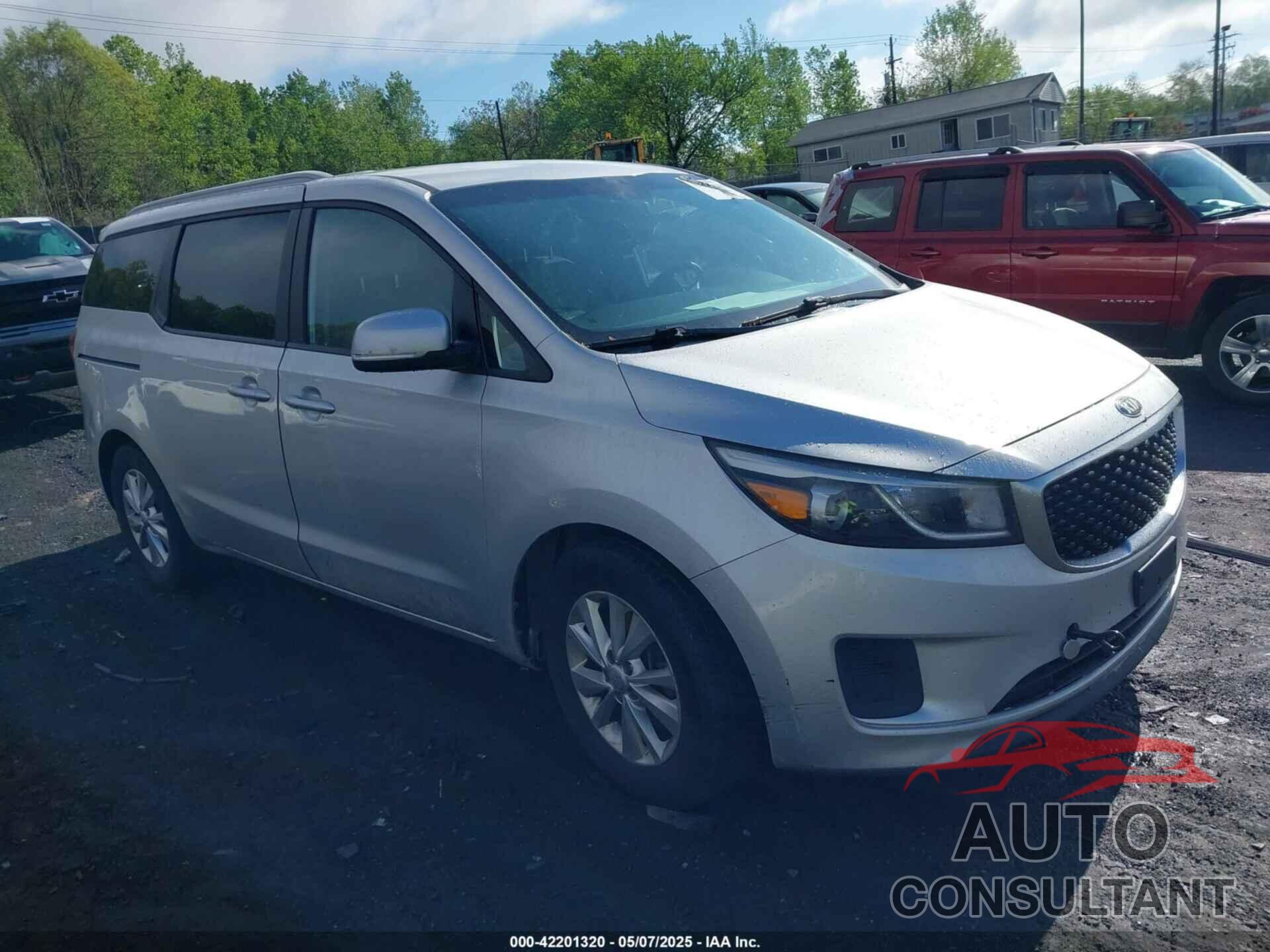KIA SEDONA 2015 - KNDMB5C19F6071751