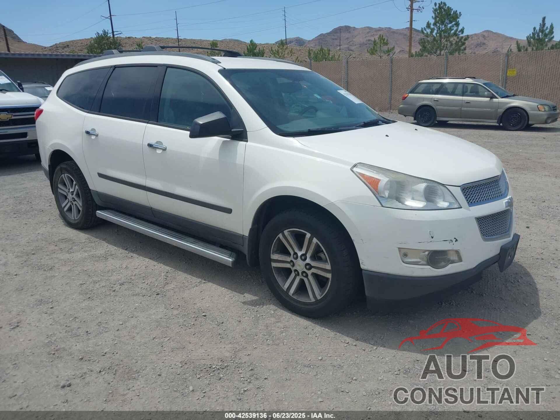 CHEVROLET TRAVERSE 2012 - 1GNKVFED1CJ137737