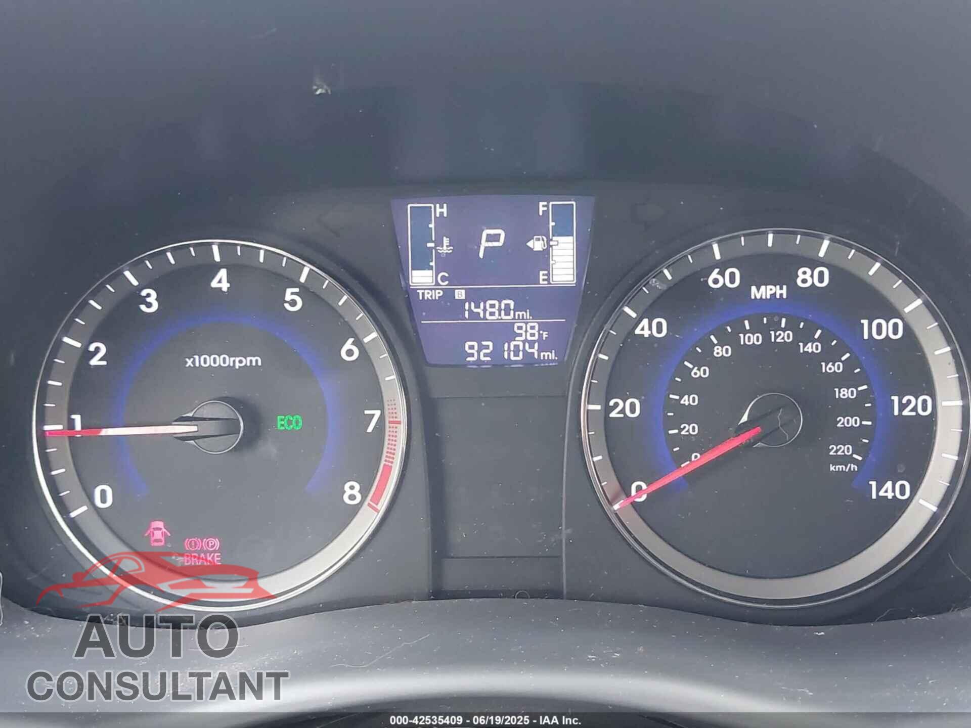 HYUNDAI ACCENT 2016 - KMHCT5AE2GU247143