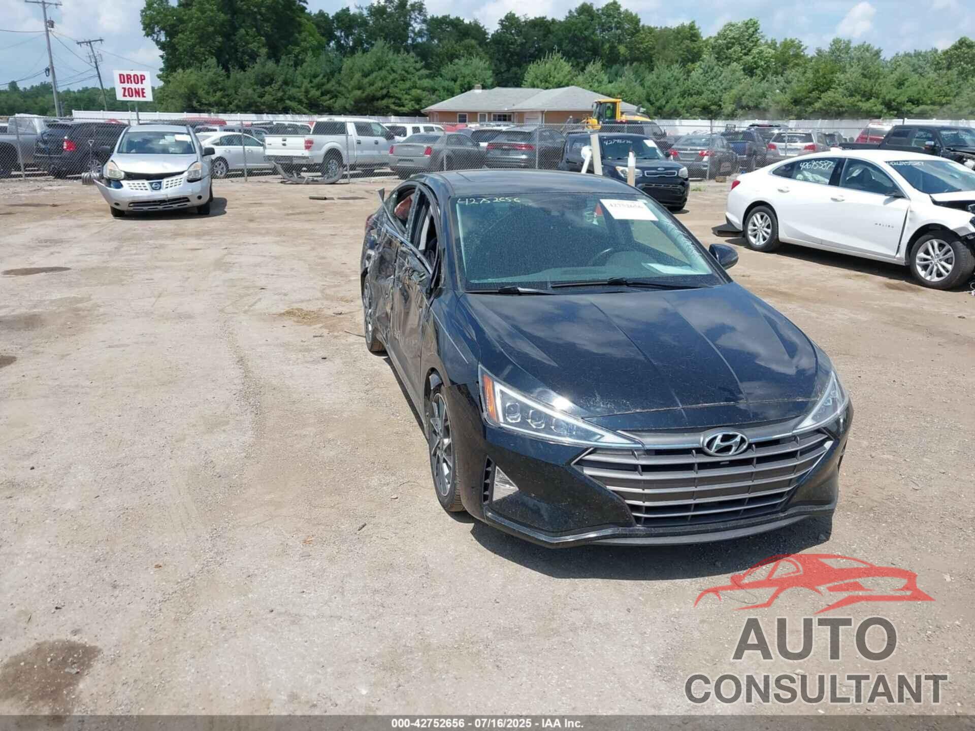 HYUNDAI ELANTRA 2019 - 5NPD84LF6KH424046