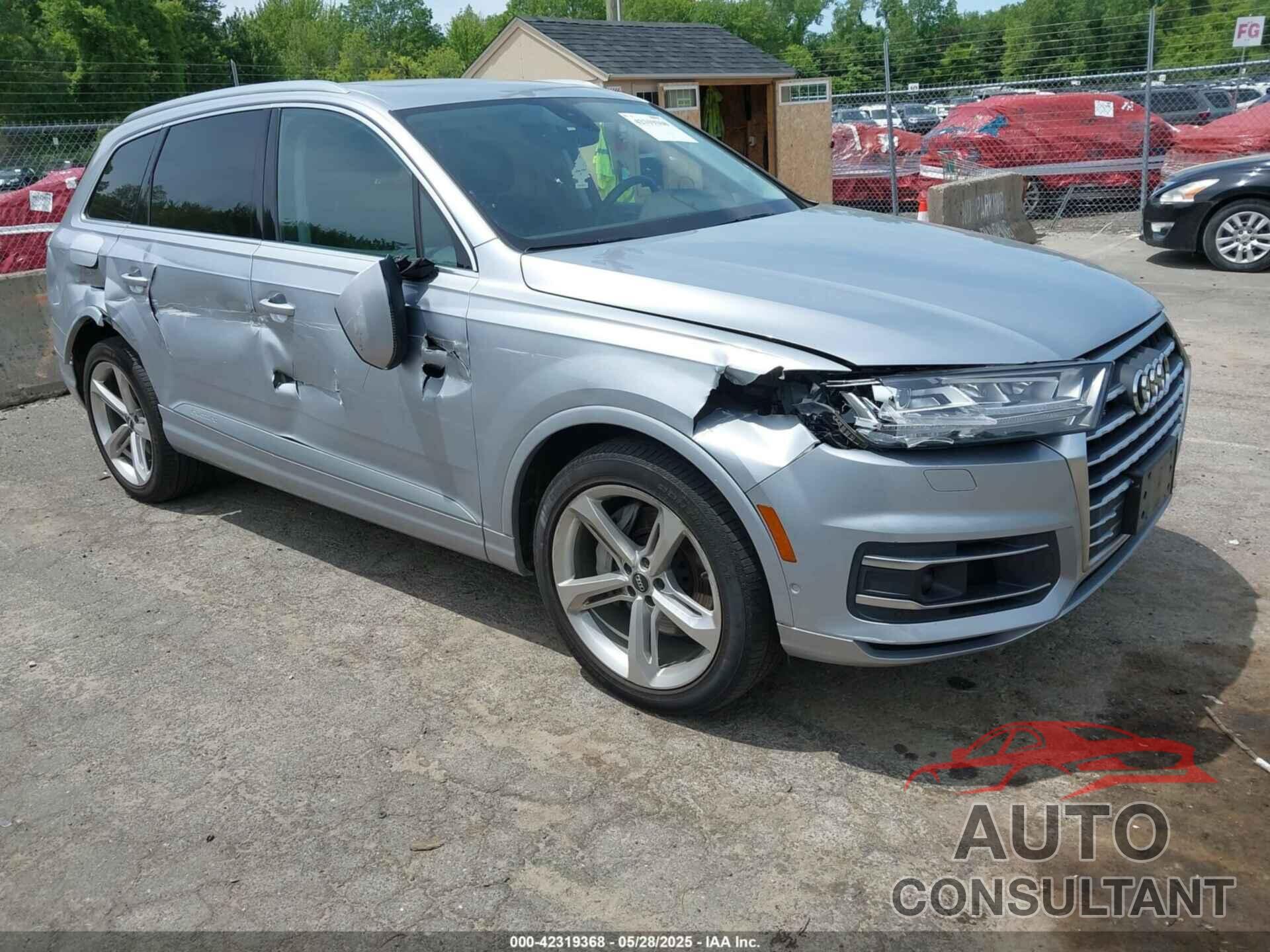 AUDI Q7 2019 - WA1VAAF70KD020350