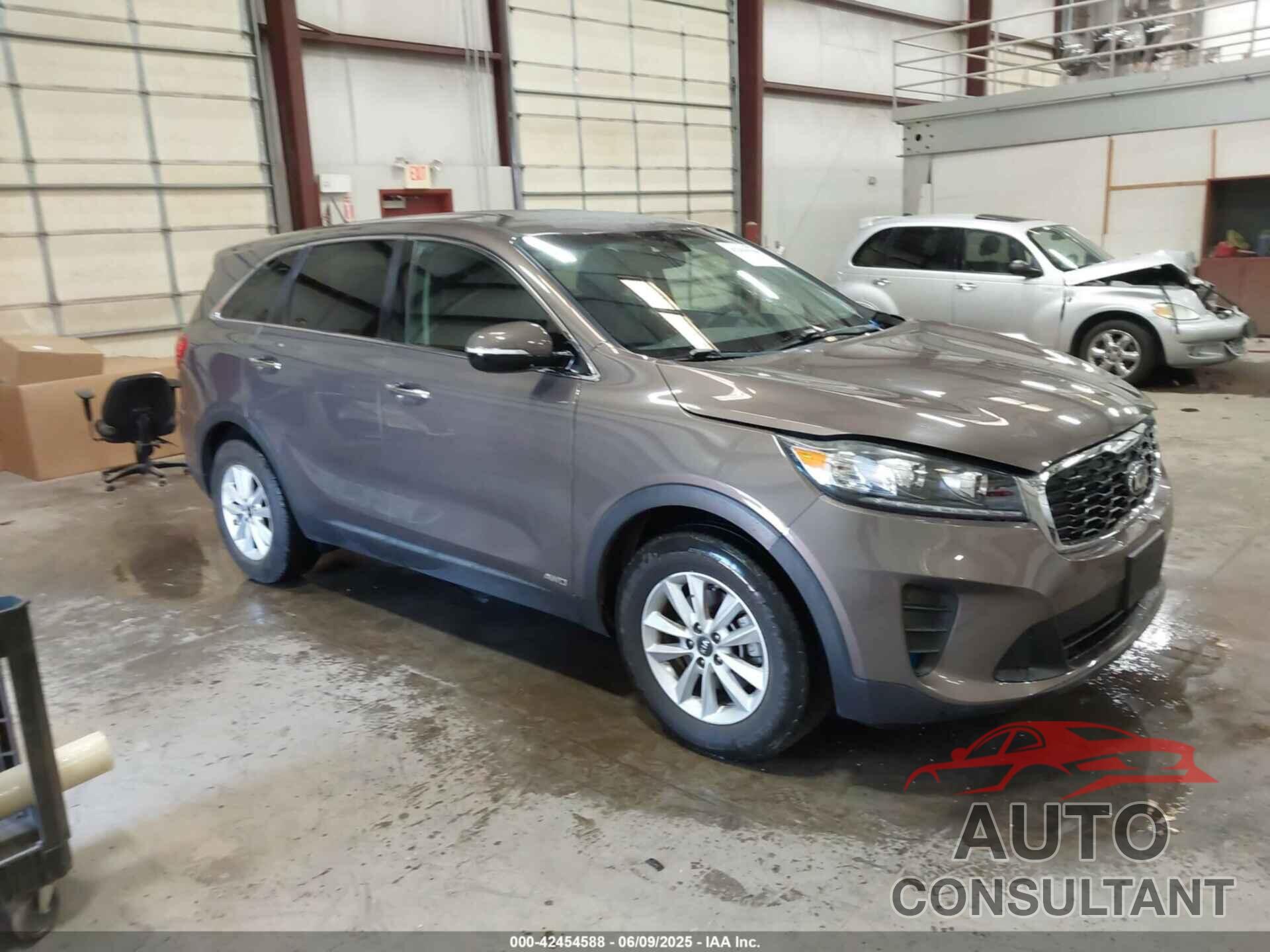 KIA SORENTO 2019 - 5XYPGDA50KG458694