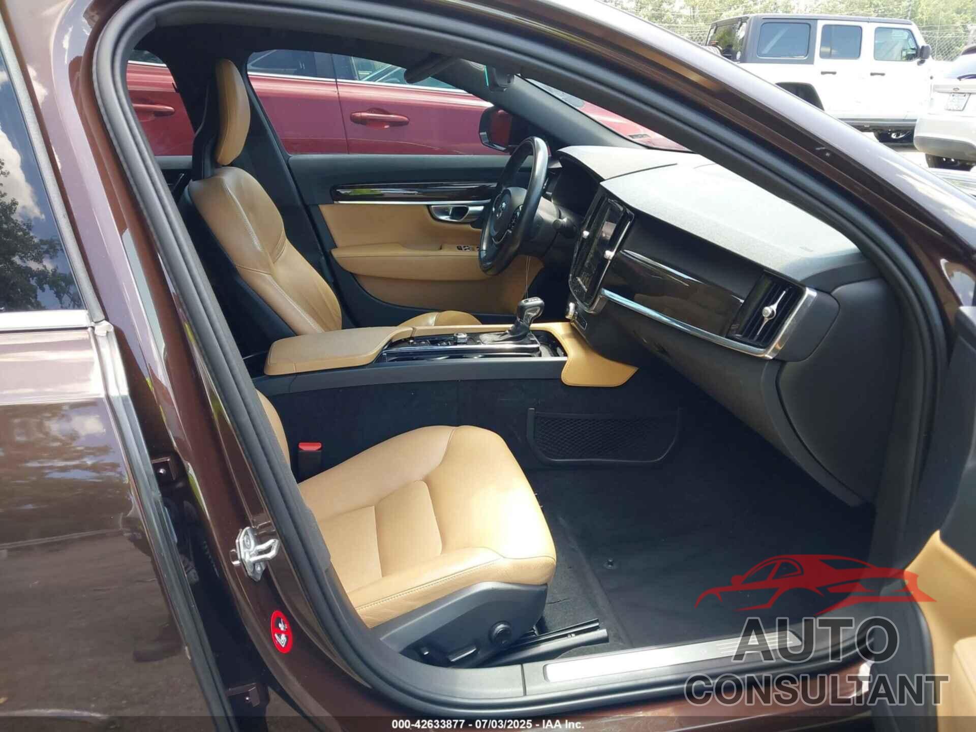 VOLVO S90 2018 - LVY982MK0JP027207