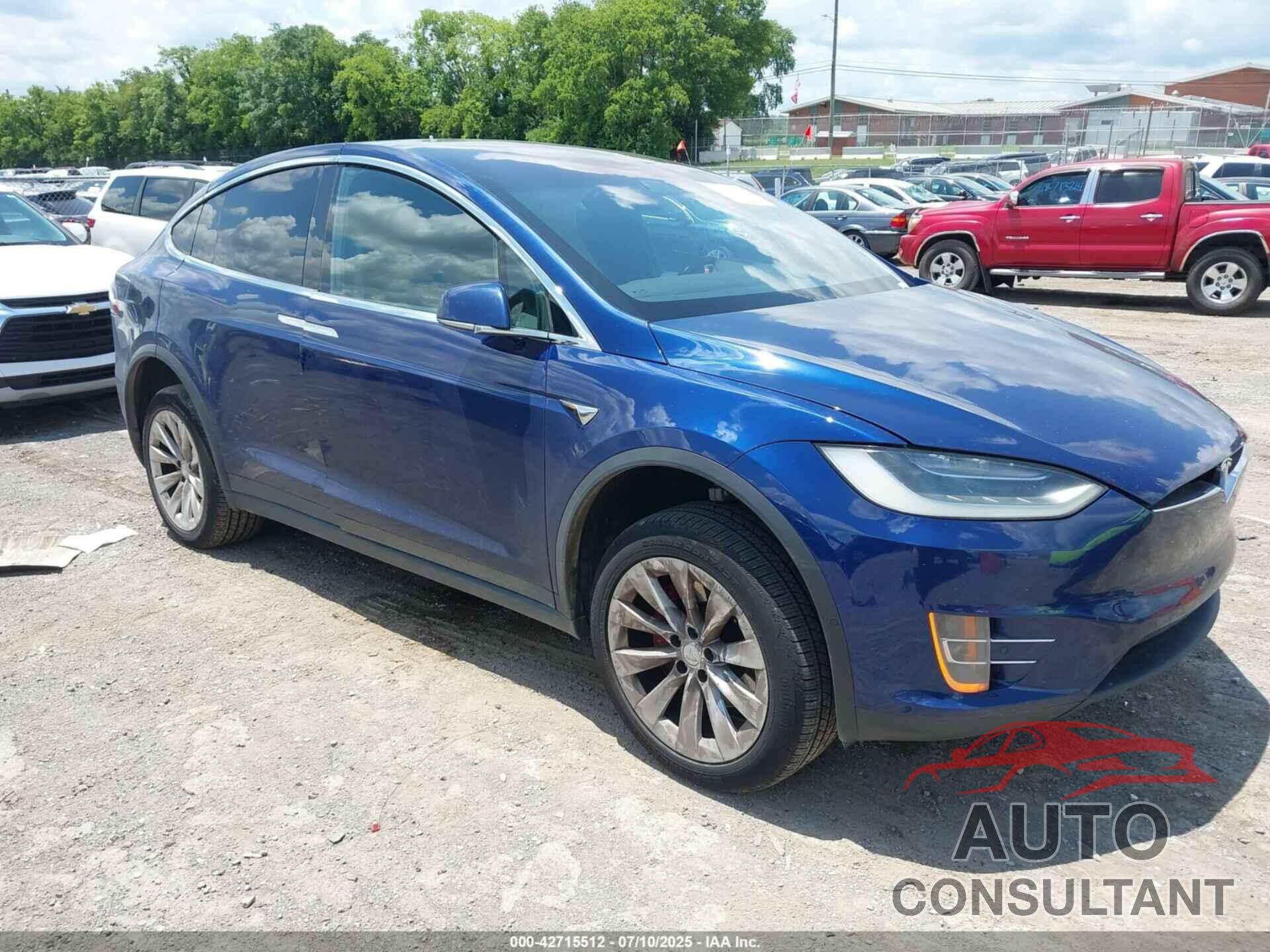 TESLA MODEL X 2017 - 5YJXCBE49HF053550