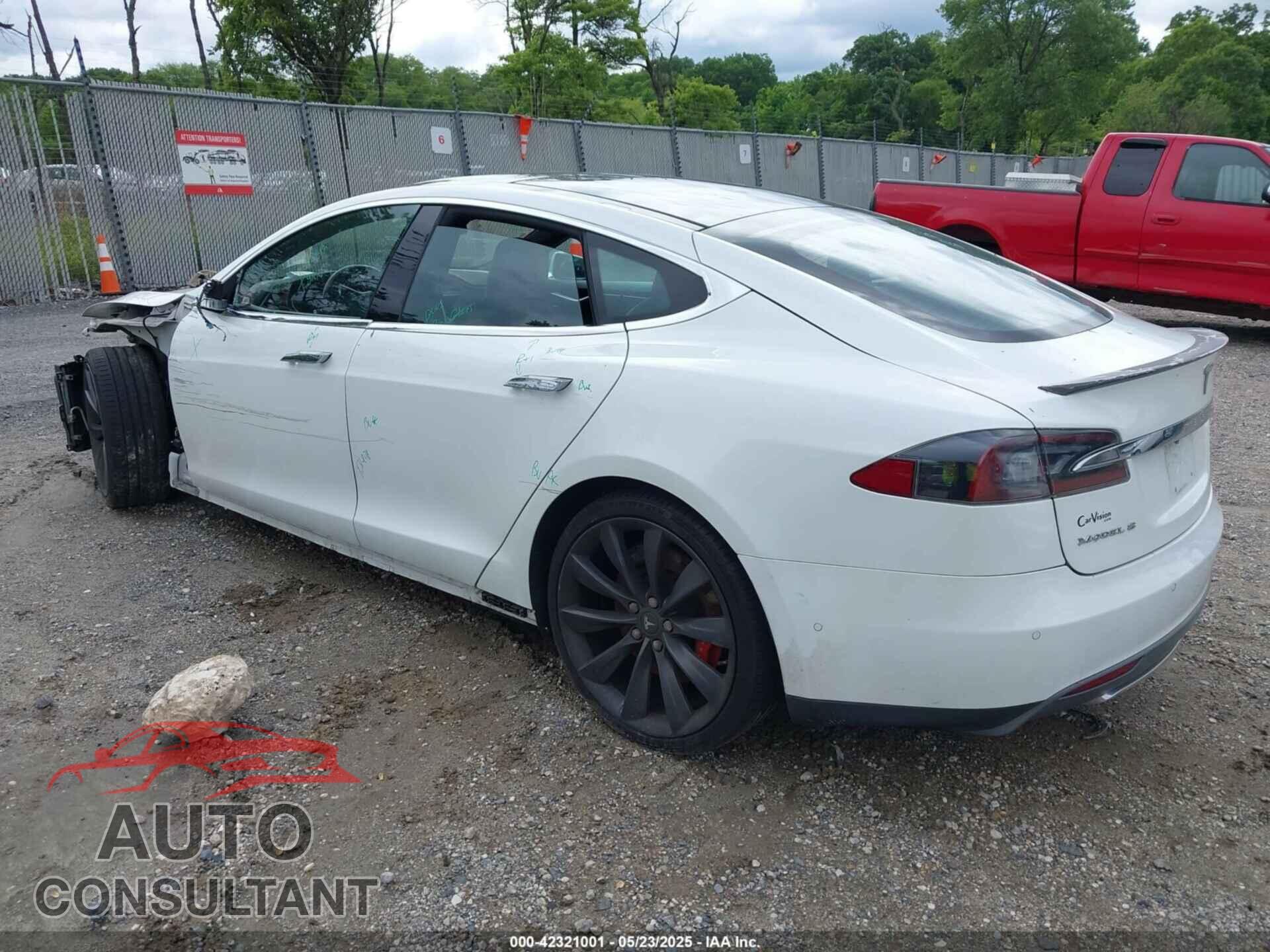 TESLA MODEL S 2015 - 5YJSA1H41FF082379