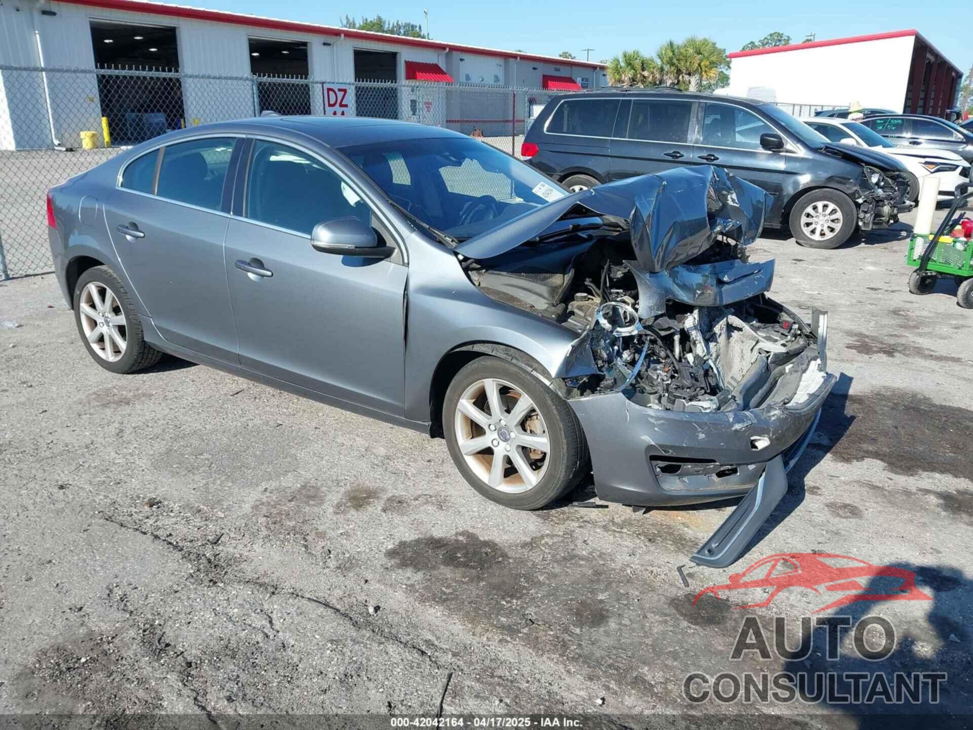 VOLVO S60 2016 - YV126MFK3G2395002