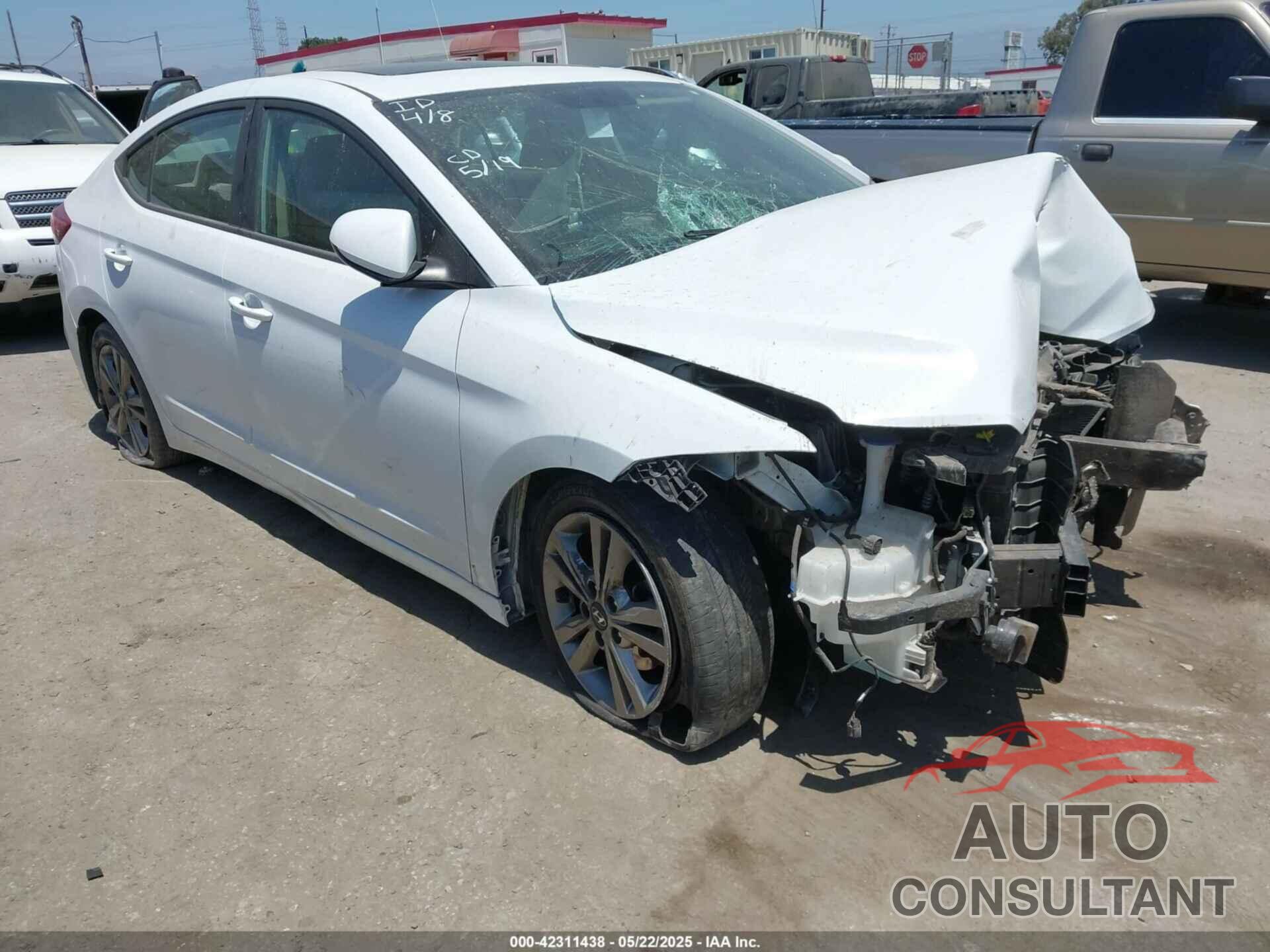 HYUNDAI ELANTRA 2017 - 5NPD84LF3HH199030
