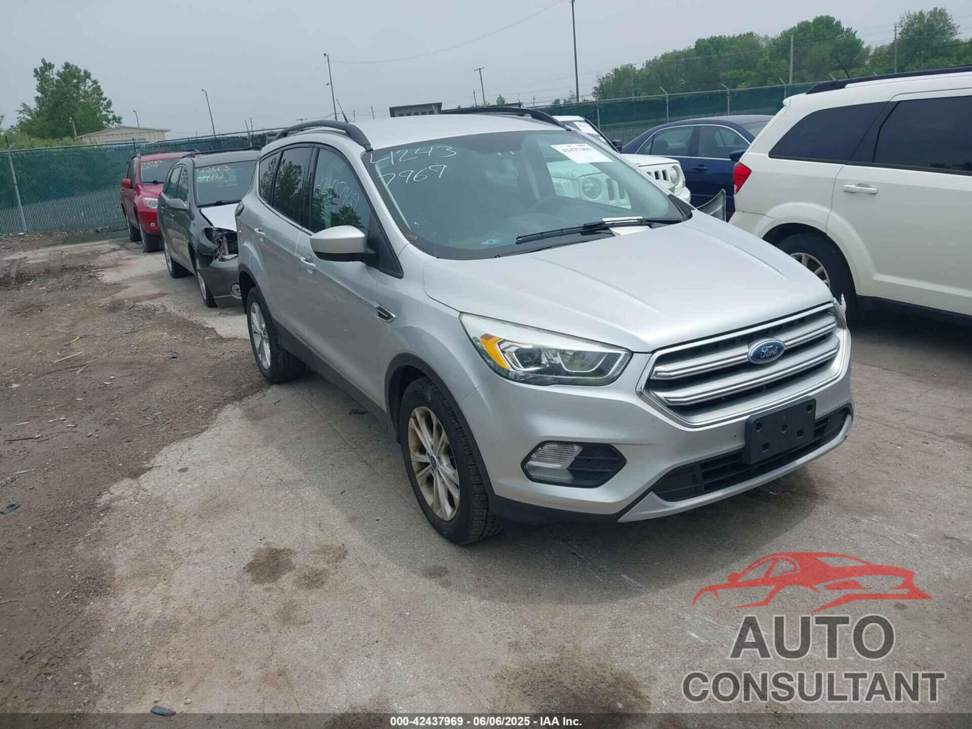 FORD ESCAPE 2017 - 1FMCU0GD6HUF03834