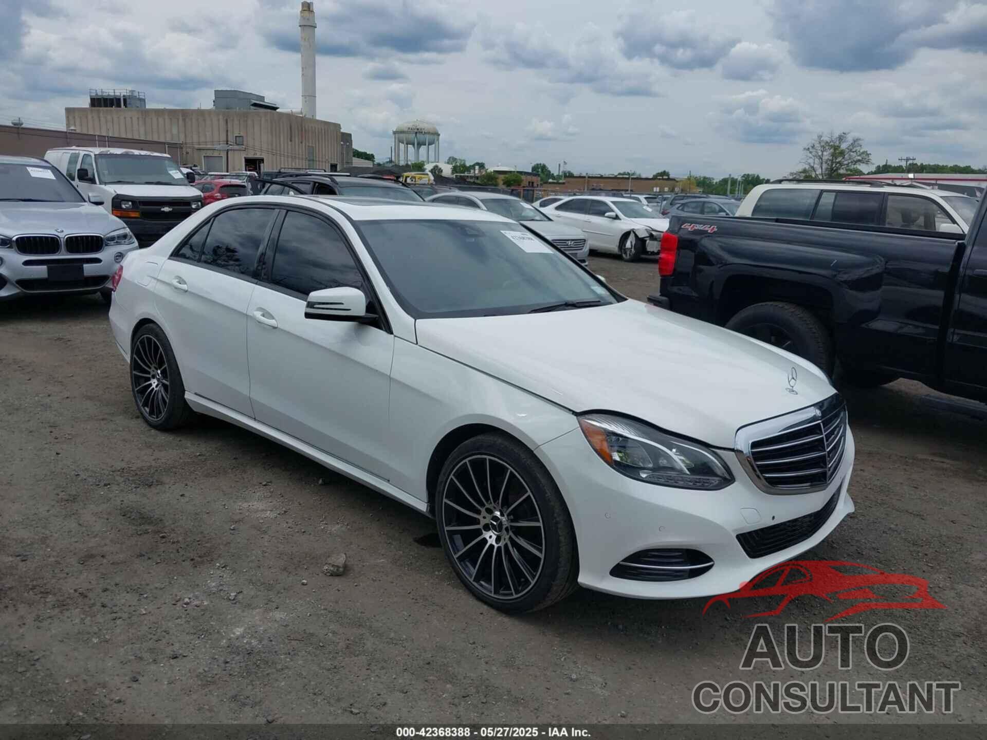 MERCEDES-BENZ E 350 2014 - WDDHF8JB0EB017012