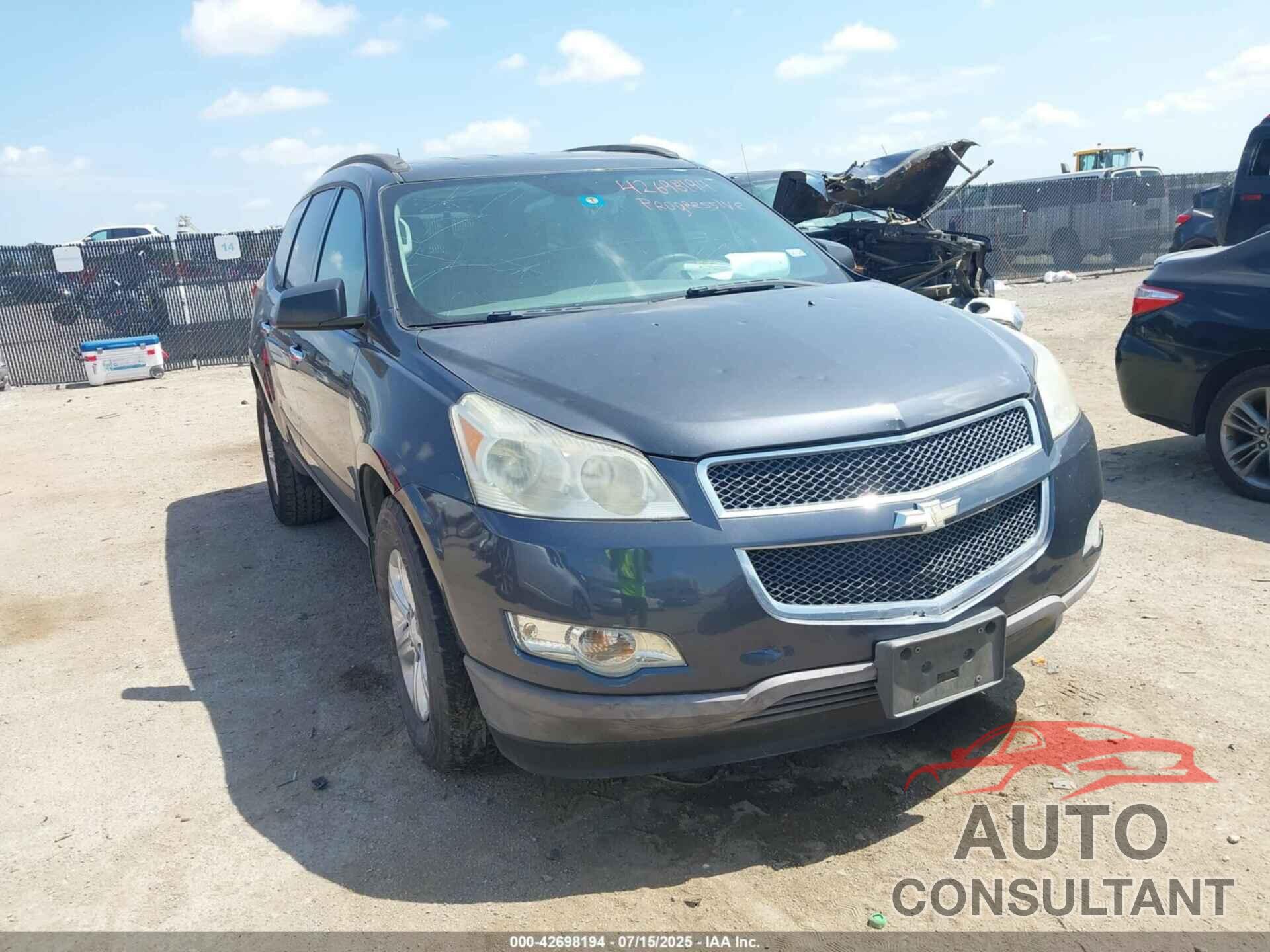 CHEVROLET TRAVERSE 2011 - 1GNKRFED4BJ201286