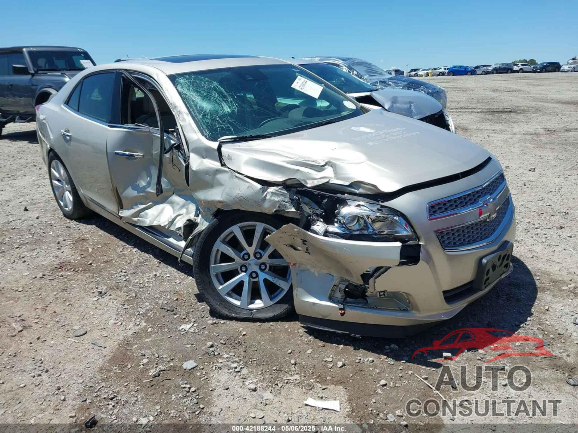 CHEVROLET MALIBU 2013 - 1G11H5SA8DF334482