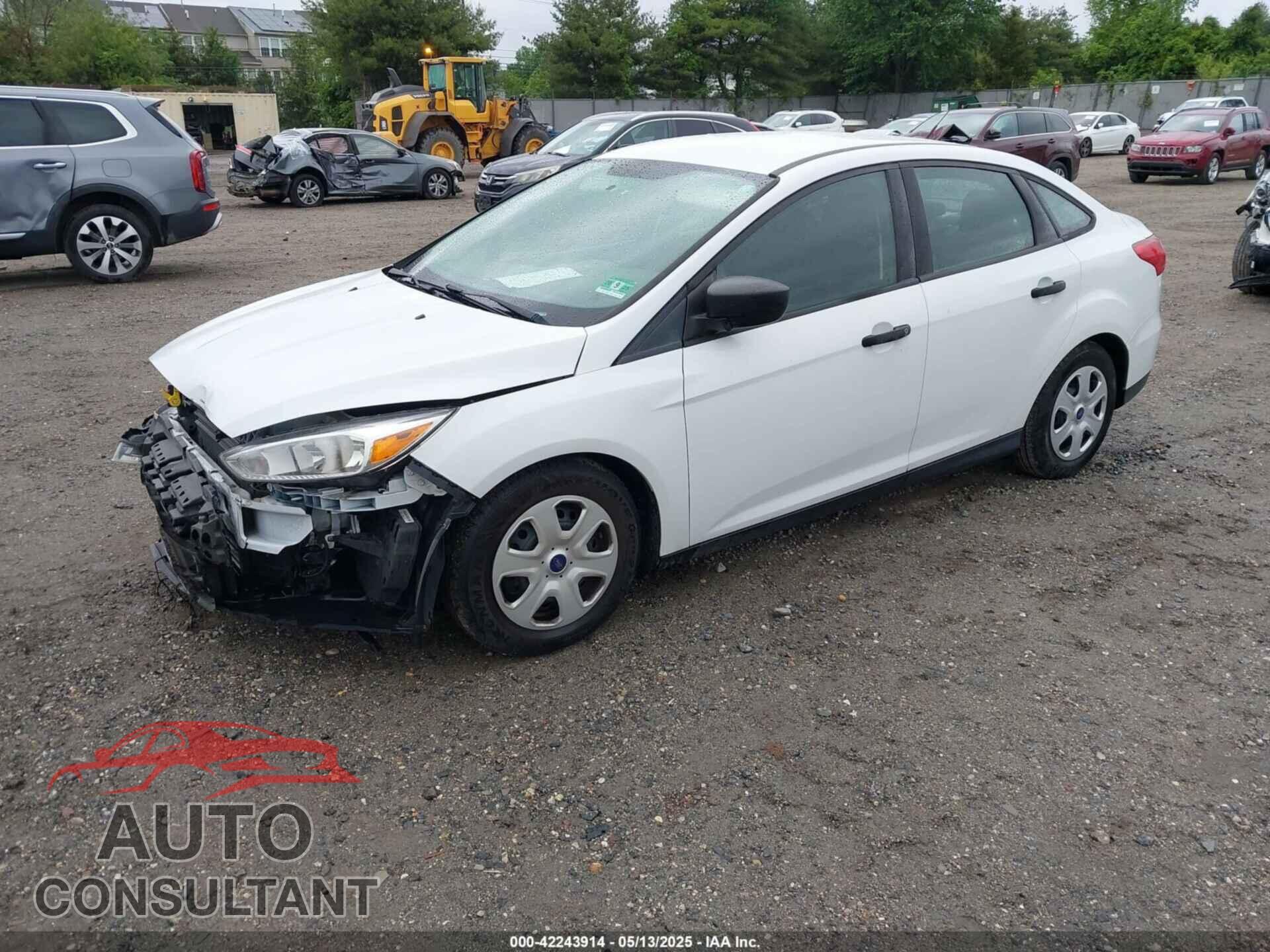 FORD FOCUS 2016 - 1FADP3E25GL385045