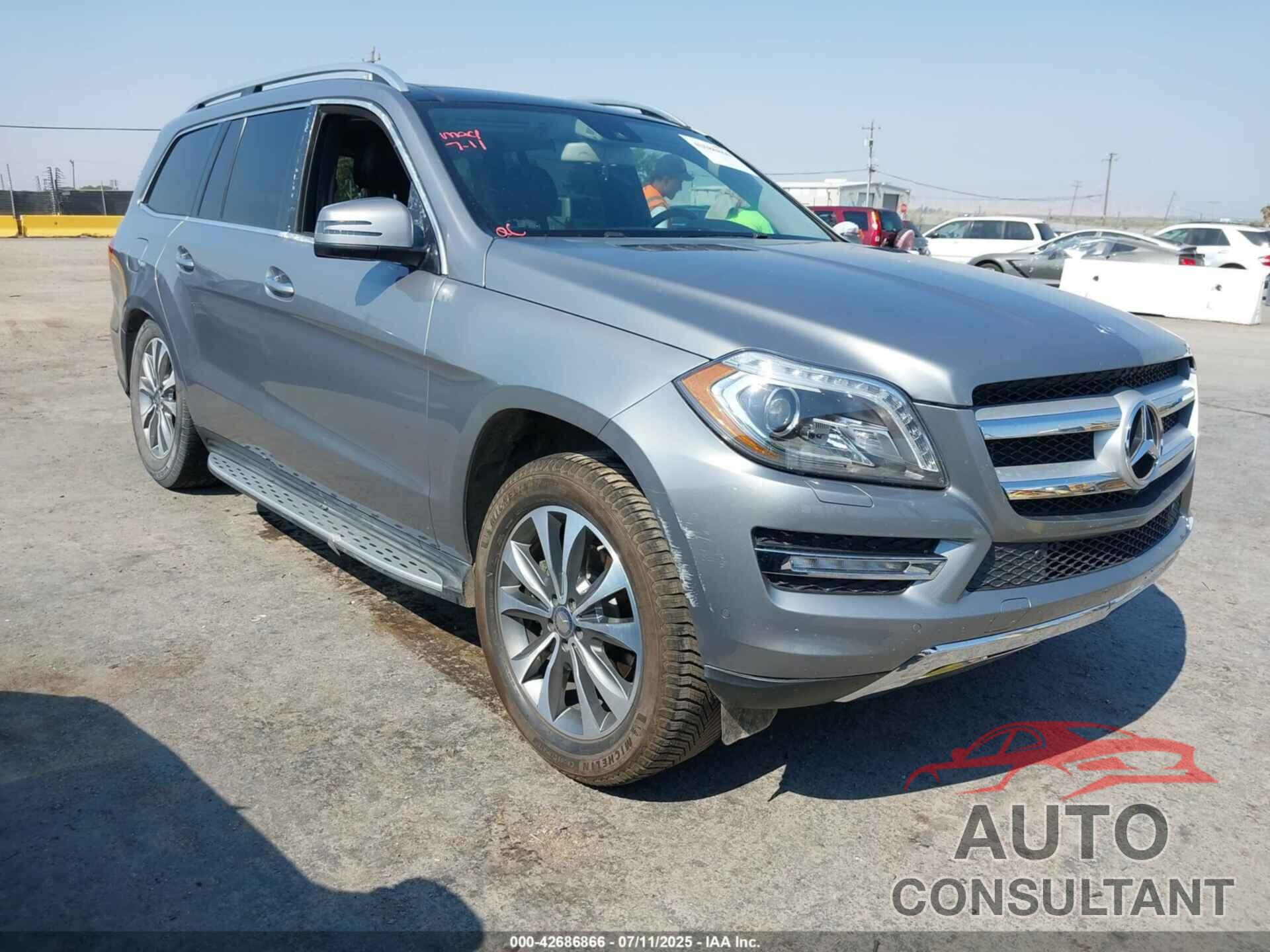 MERCEDES-BENZ GL 450 2016 - 4JGDF6EE6GA701231