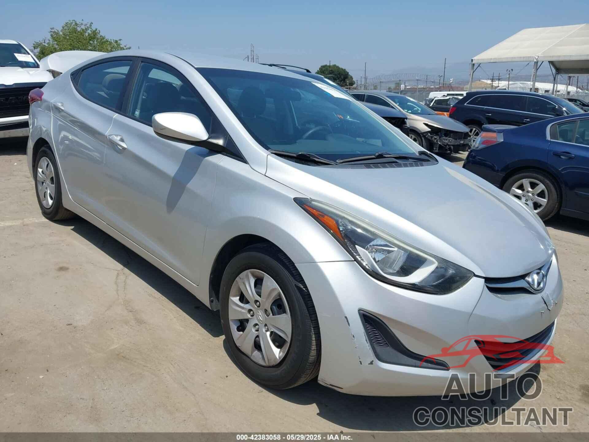 HYUNDAI ELANTRA 2016 - 5NPDH4AE4GH741230