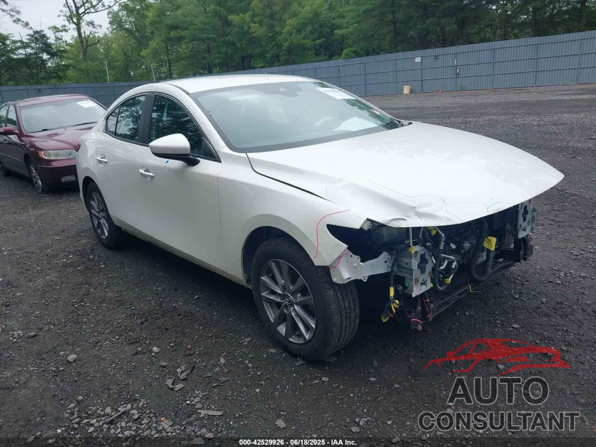 MAZDA MAZDA3 2021 - JM1BPAAL3M1313269