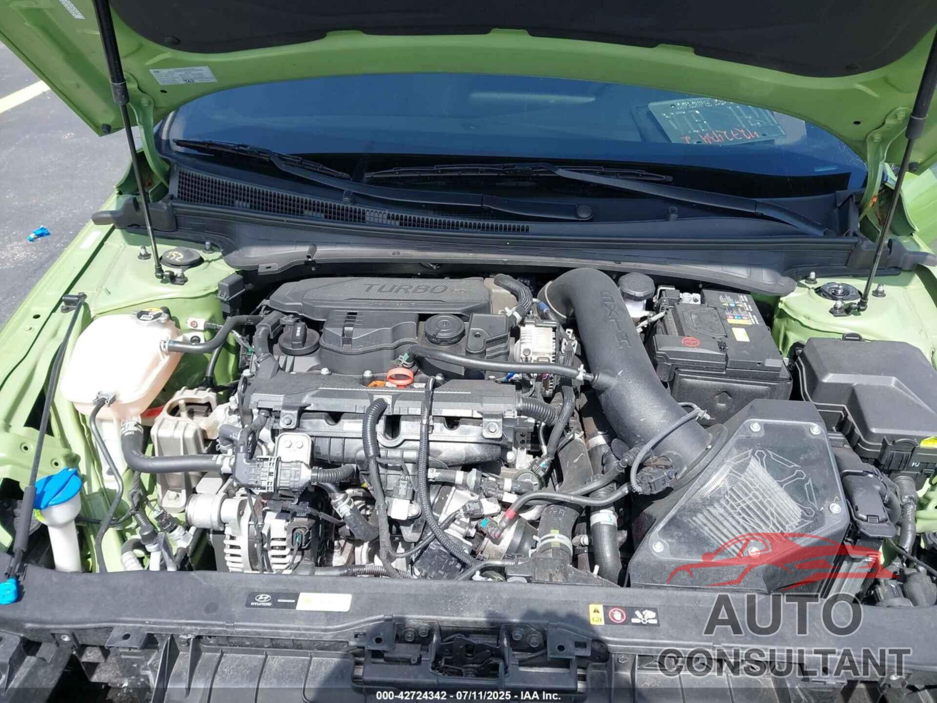 HYUNDAI ELANTRA 2024 - KMHLR4DF2RU726954