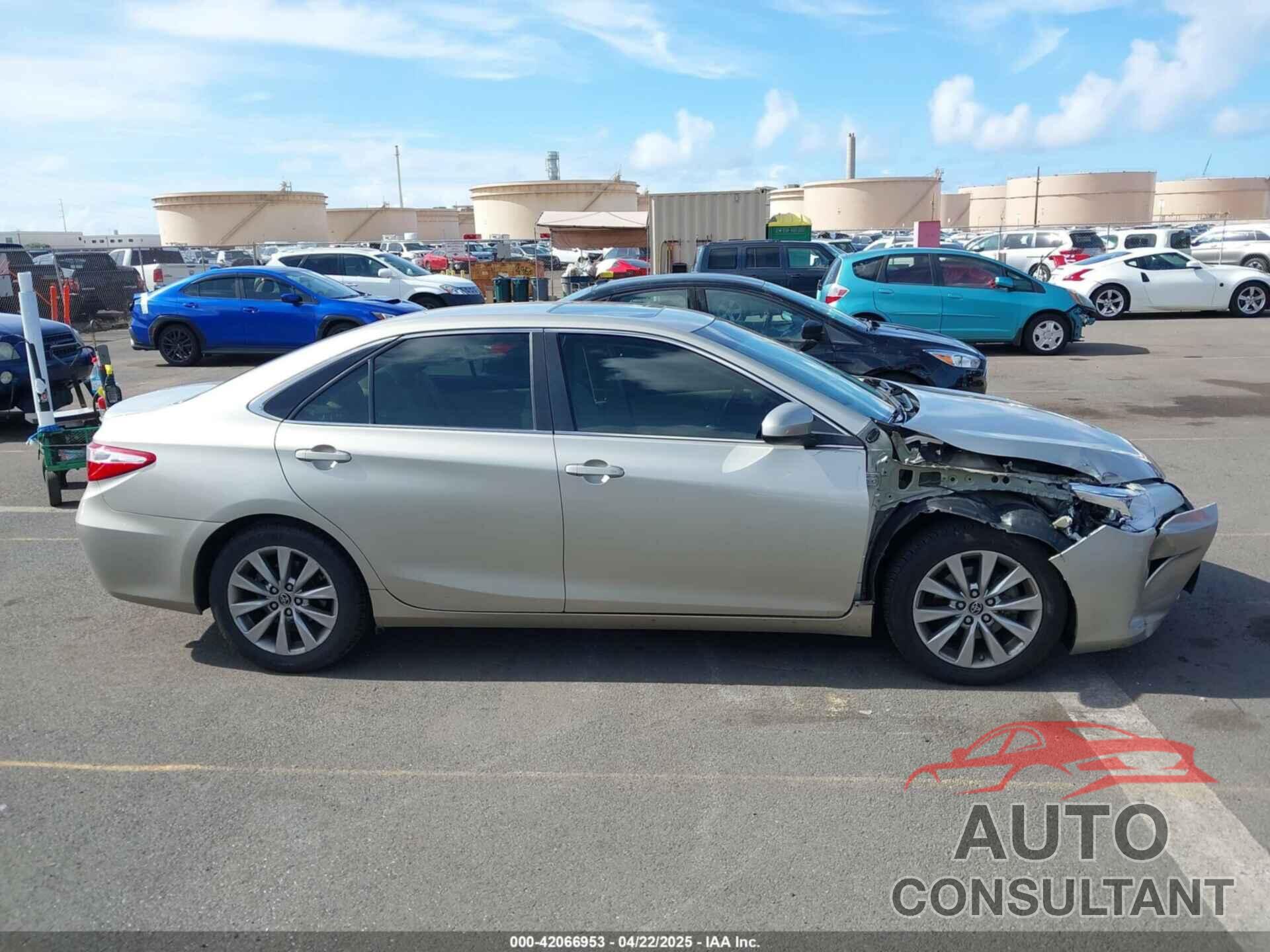 TOYOTA CAMRY 2016 - 4T1BK1FK5GU572469