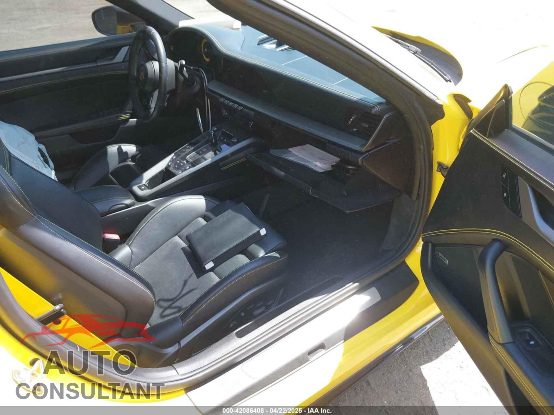 PORSCHE 911 2022 - WP0CB2A92NS245314