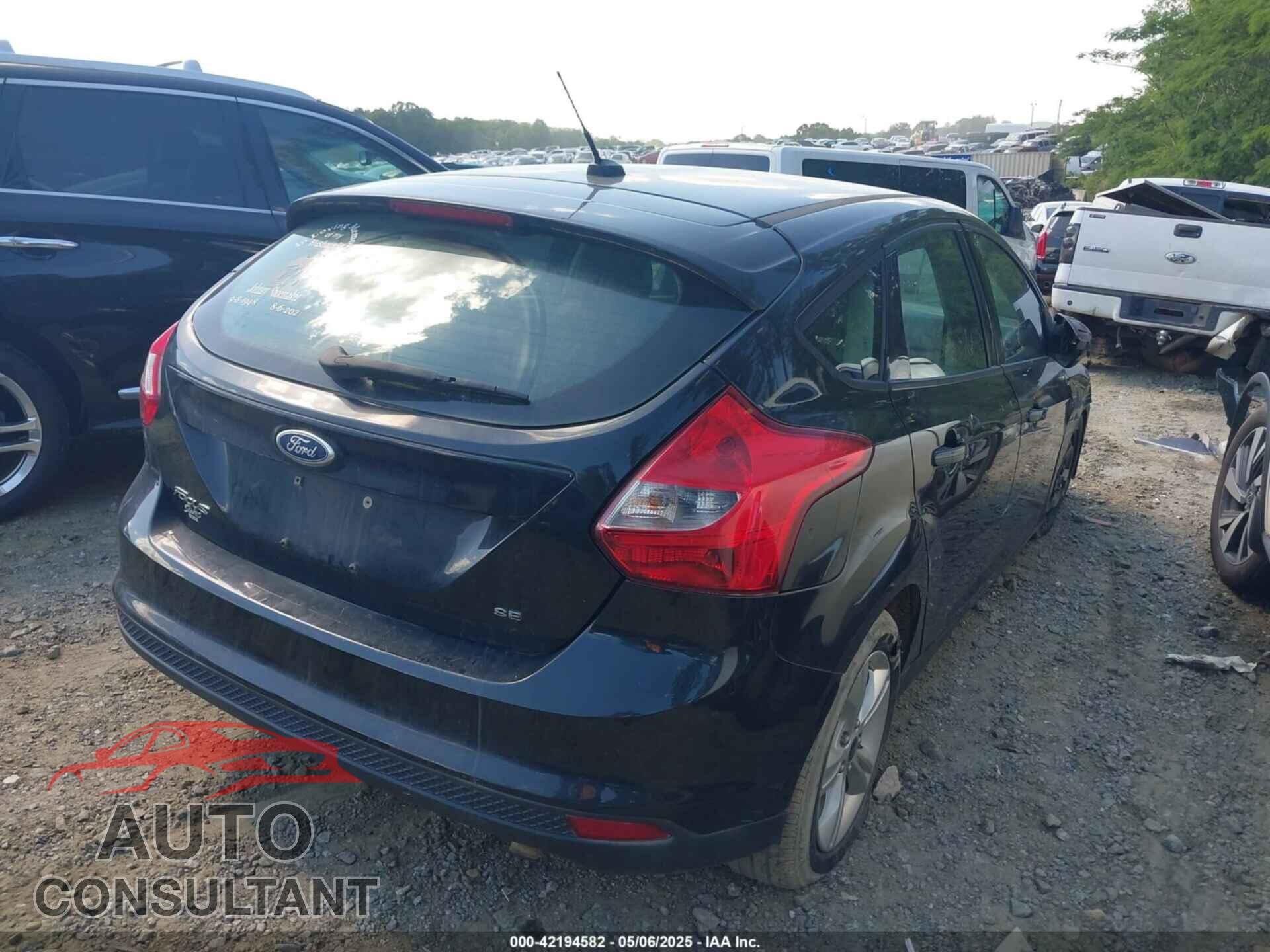 FORD FOCUS 2014 - 1FADP3K23EL313228