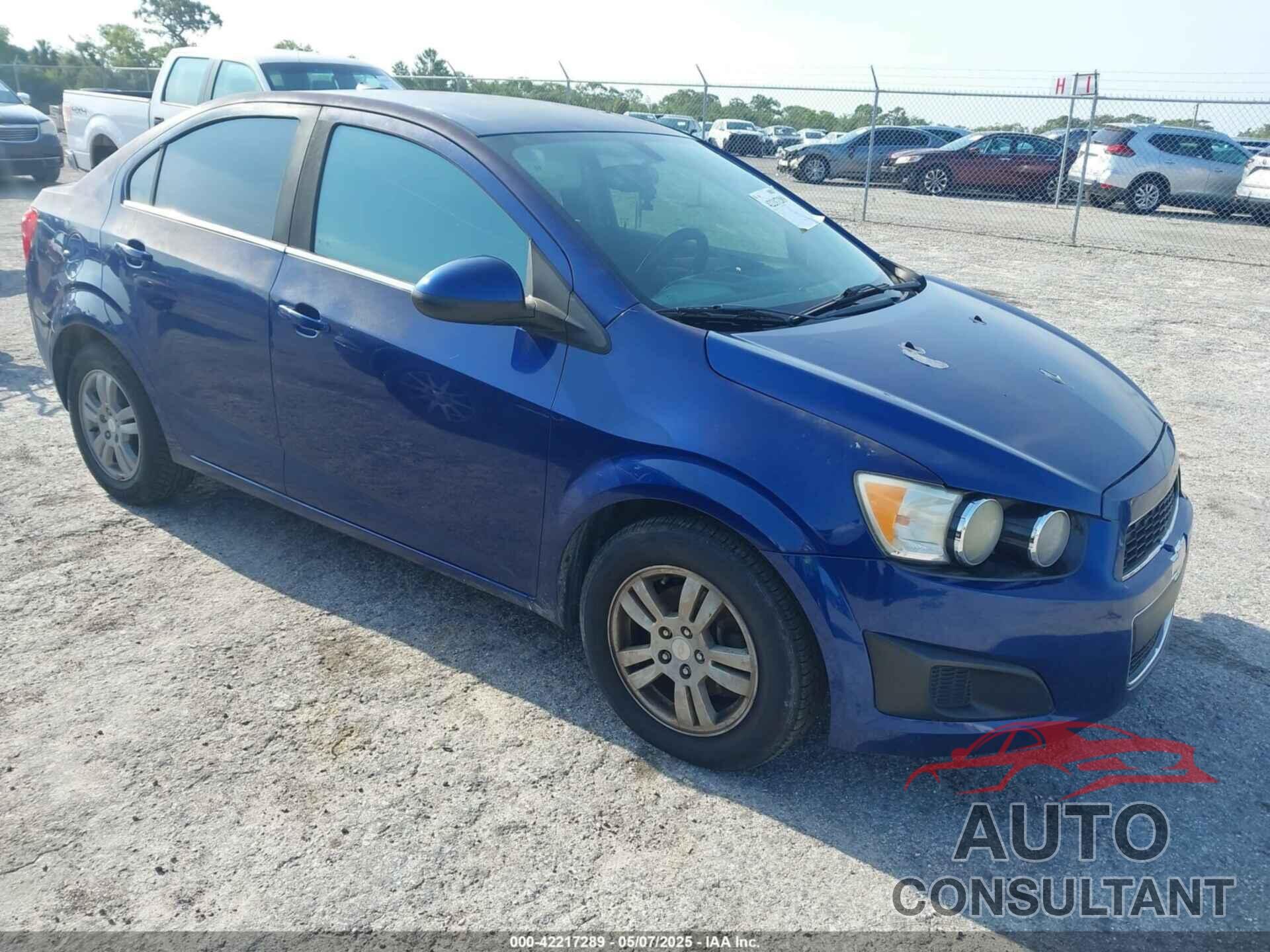 CHEVROLET SONIC 2014 - 1G1JC5SH6E4162431