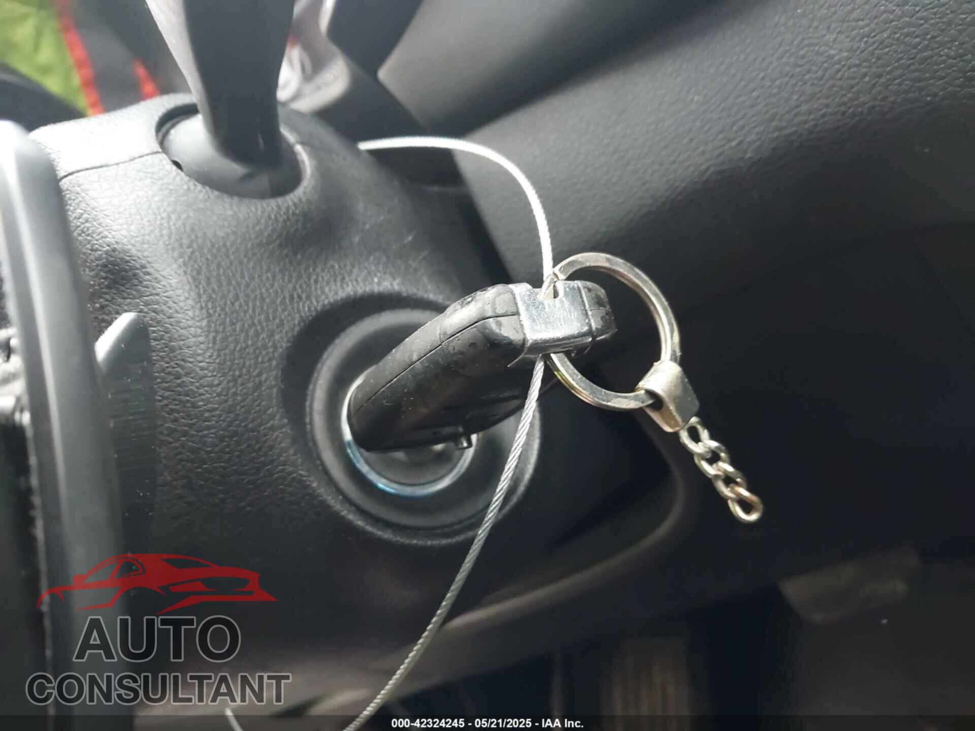 HYUNDAI SANTA FE 2021 - 5NMS14AJ2MH332810