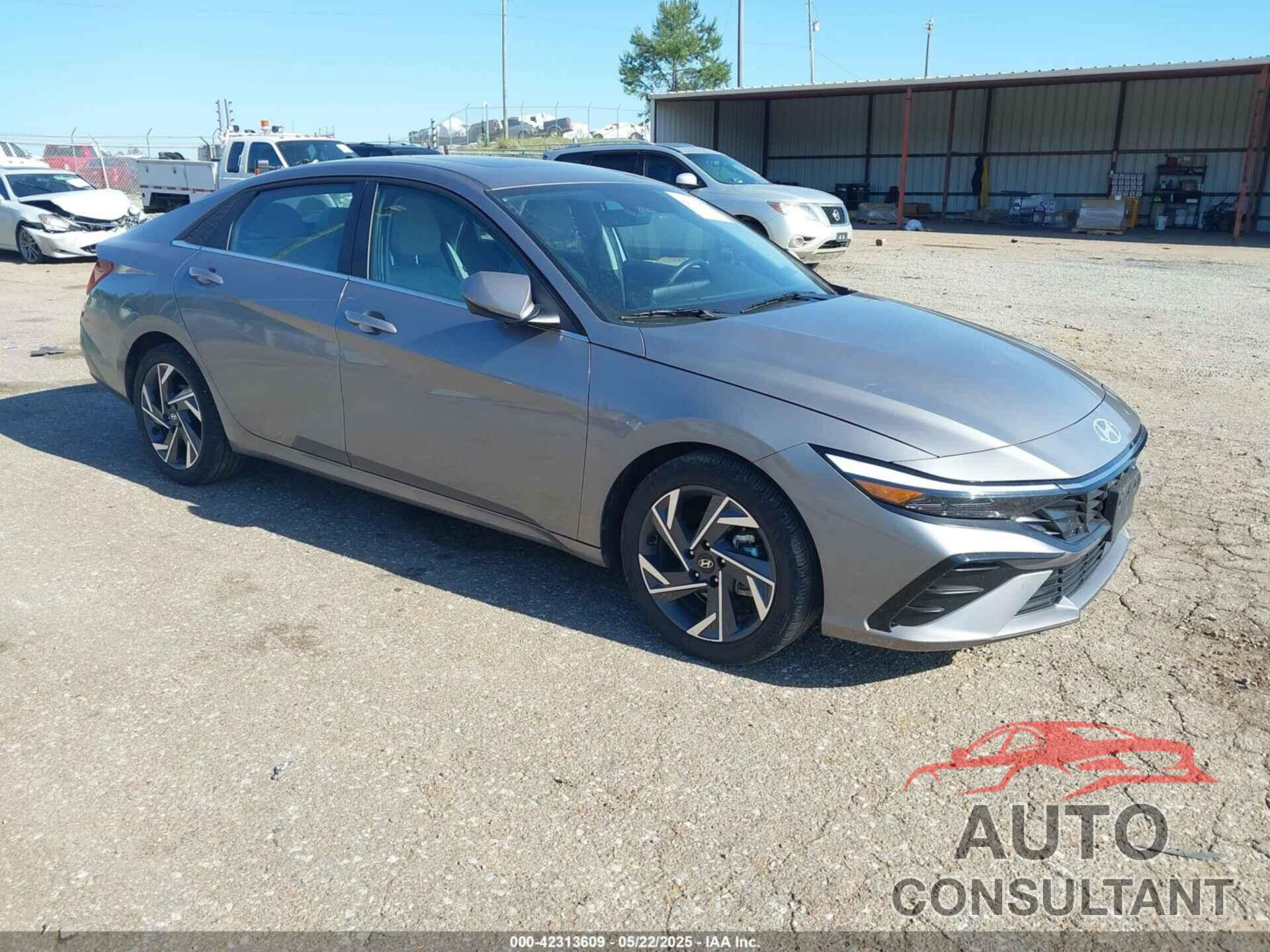 HYUNDAI ELANTRA 2024 - KMHLP4DG0RU837369