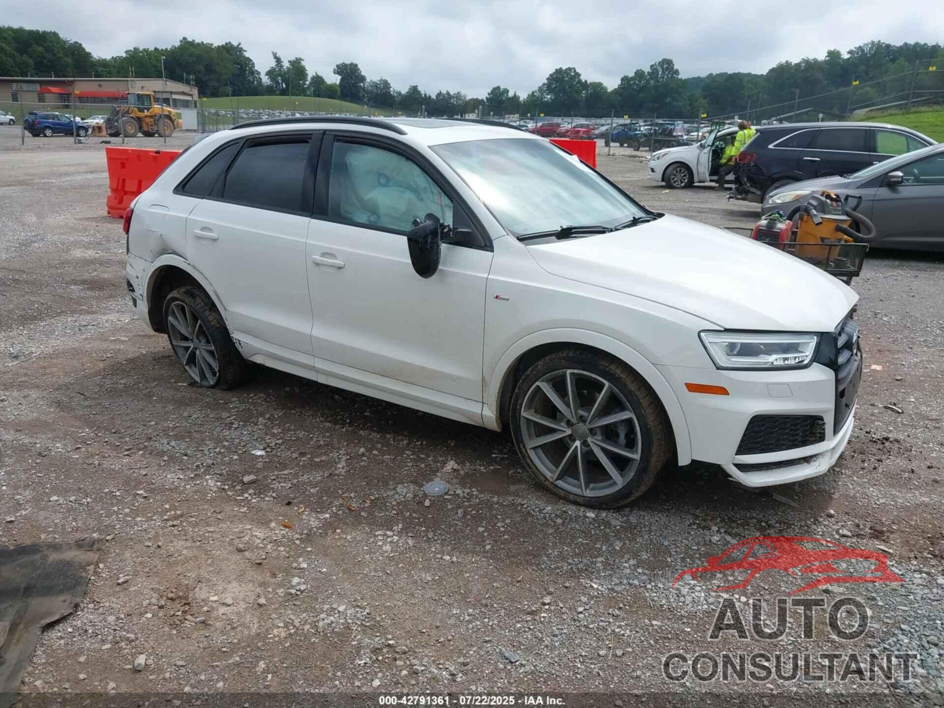 AUDI Q3 2018 - WA1JCCFS8JR018954