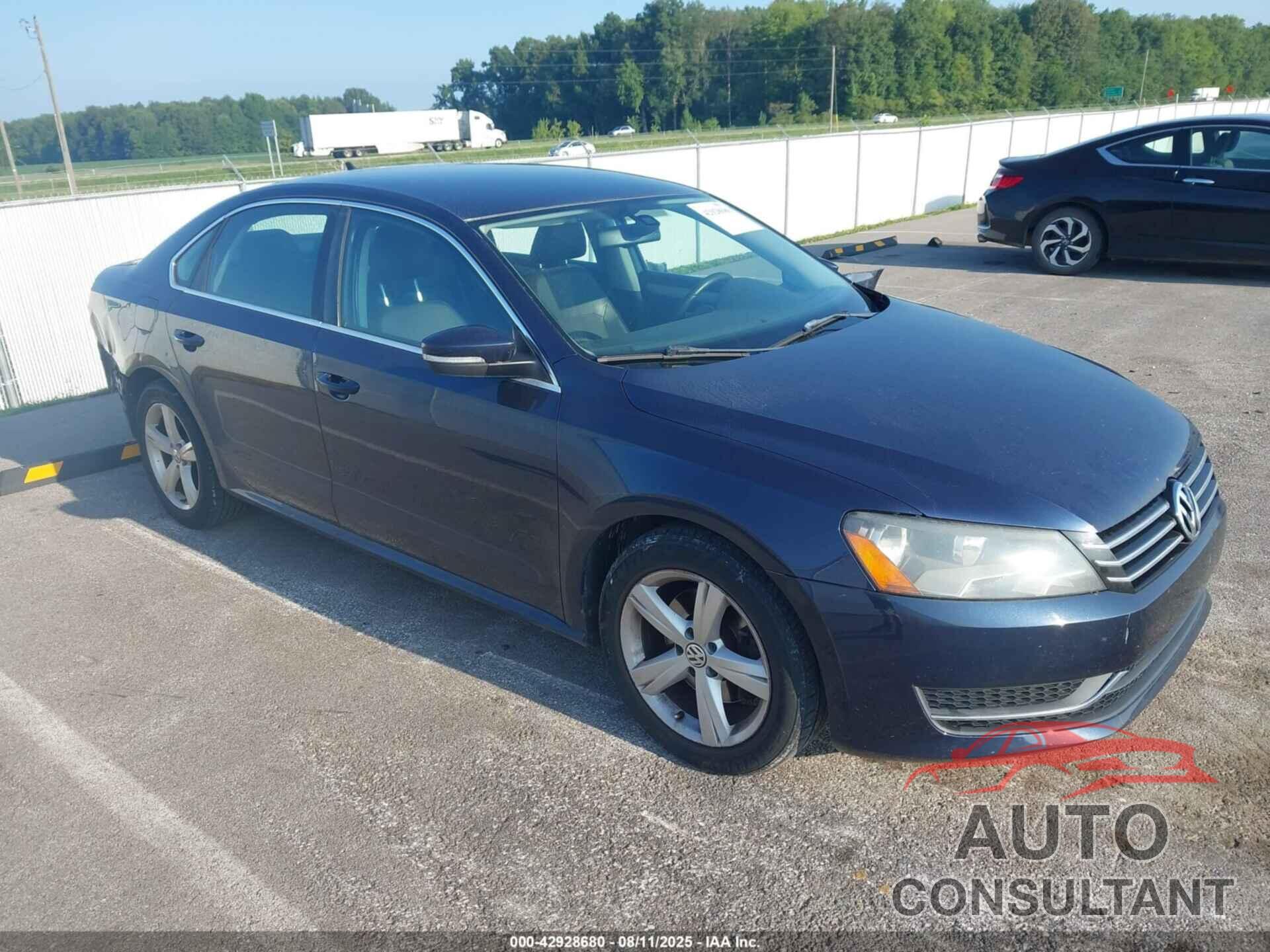VOLKSWAGEN PASSAT 2013 - 1VWBP7A31DC106898