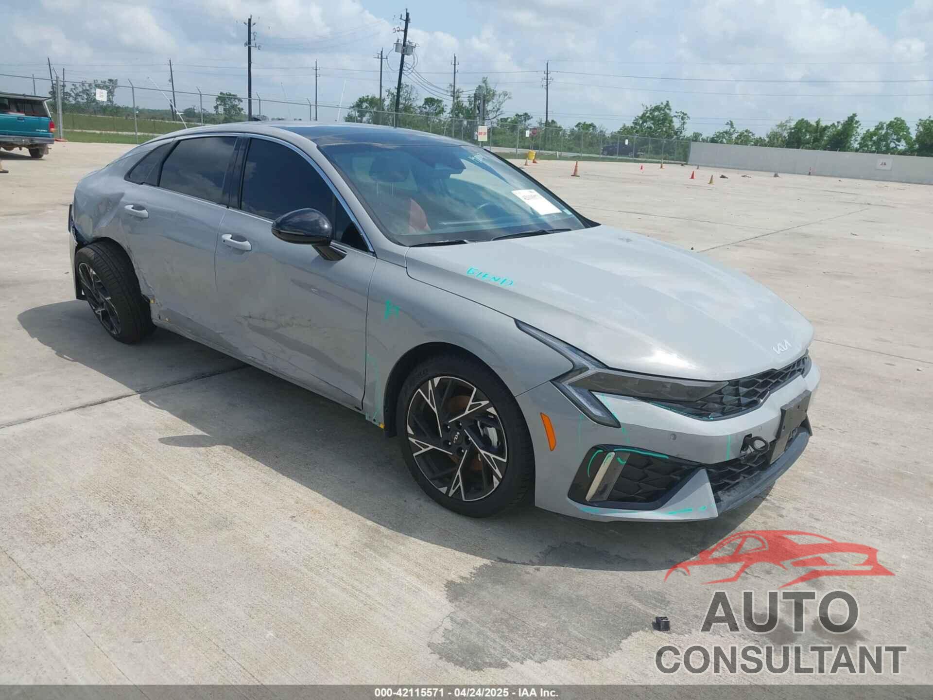 KIA K5 2025 - KNAG64J7XS5313589