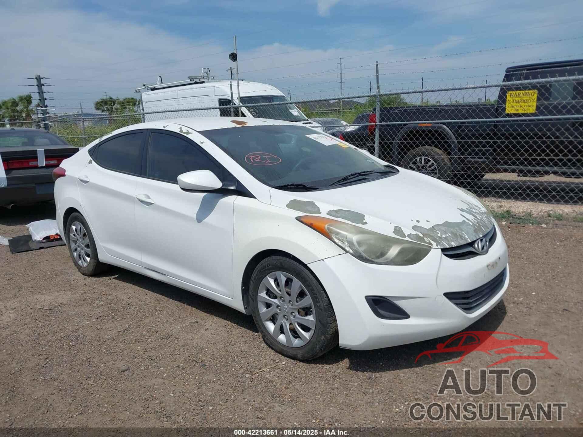 HYUNDAI ELANTRA 2013 - 5NPDH4AE4DH222271