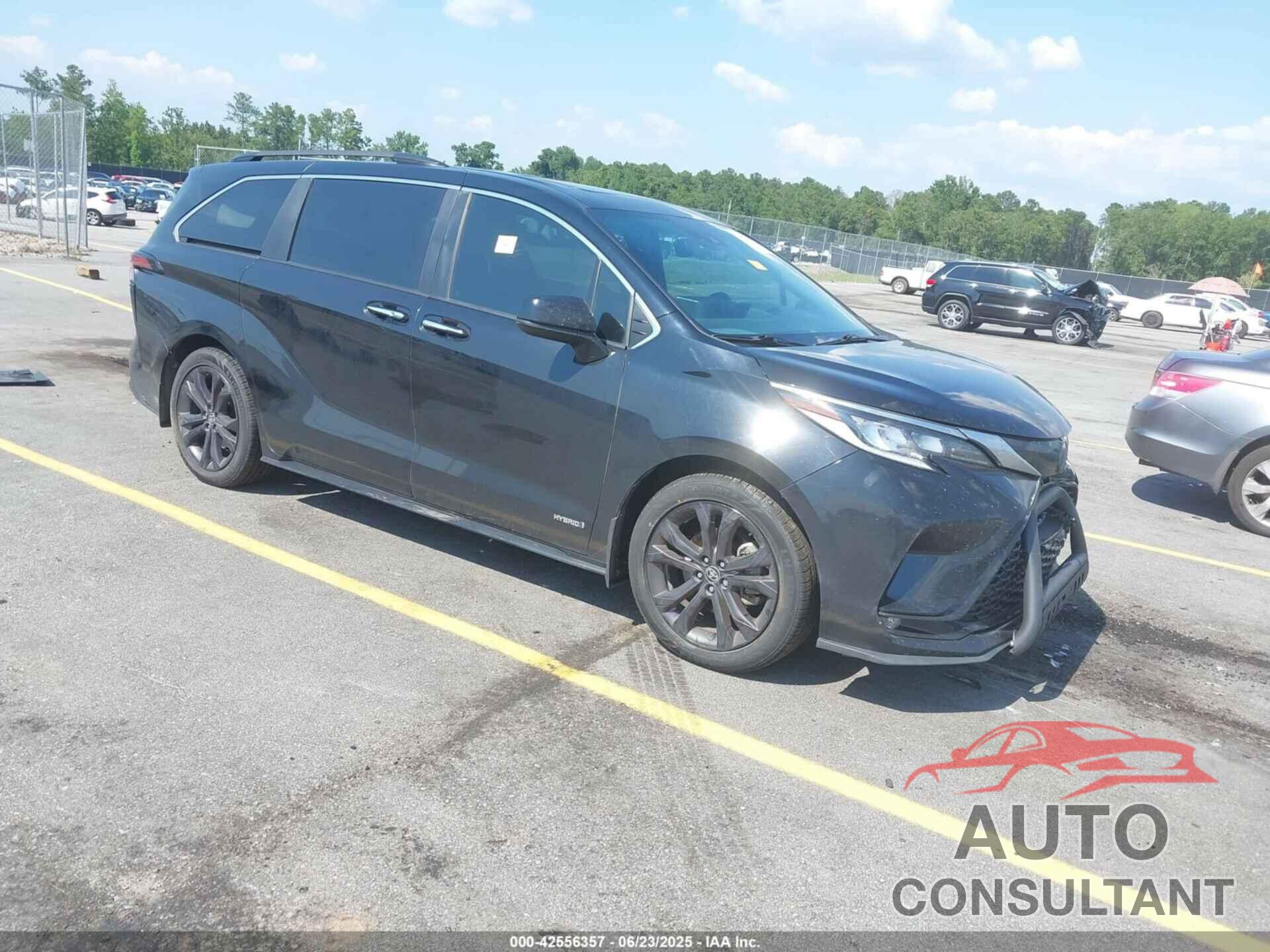 TOYOTA SIENNA 2021 - 5TDXRKEC0MS019167