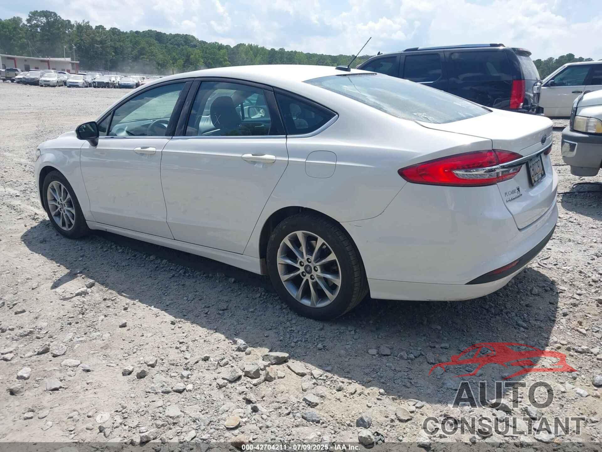 FORD FUSION 2017 - 3FA6P0G71HR327906
