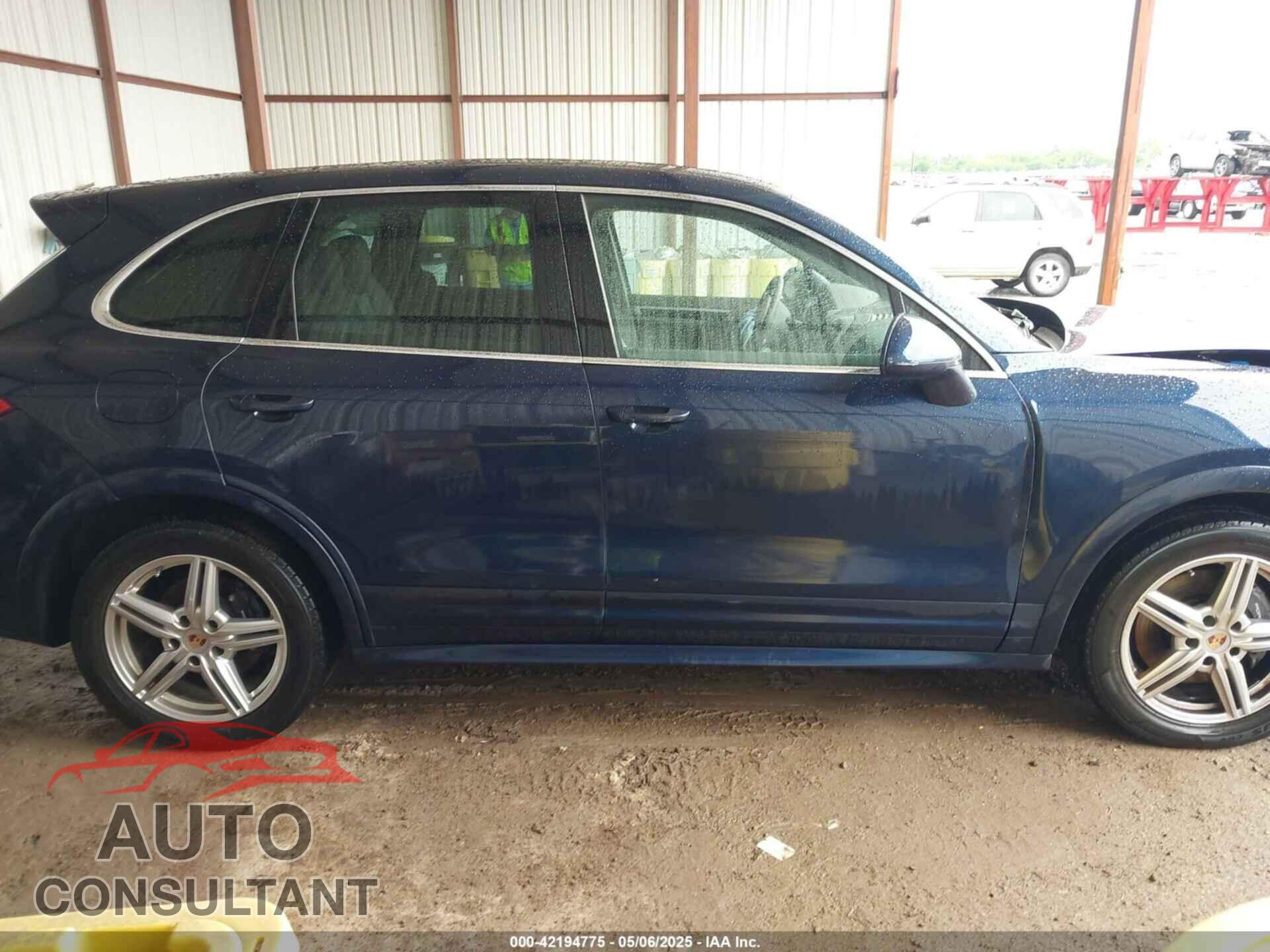 PORSCHE CAYENNE 2013 - WP1AA2A27DLA12131