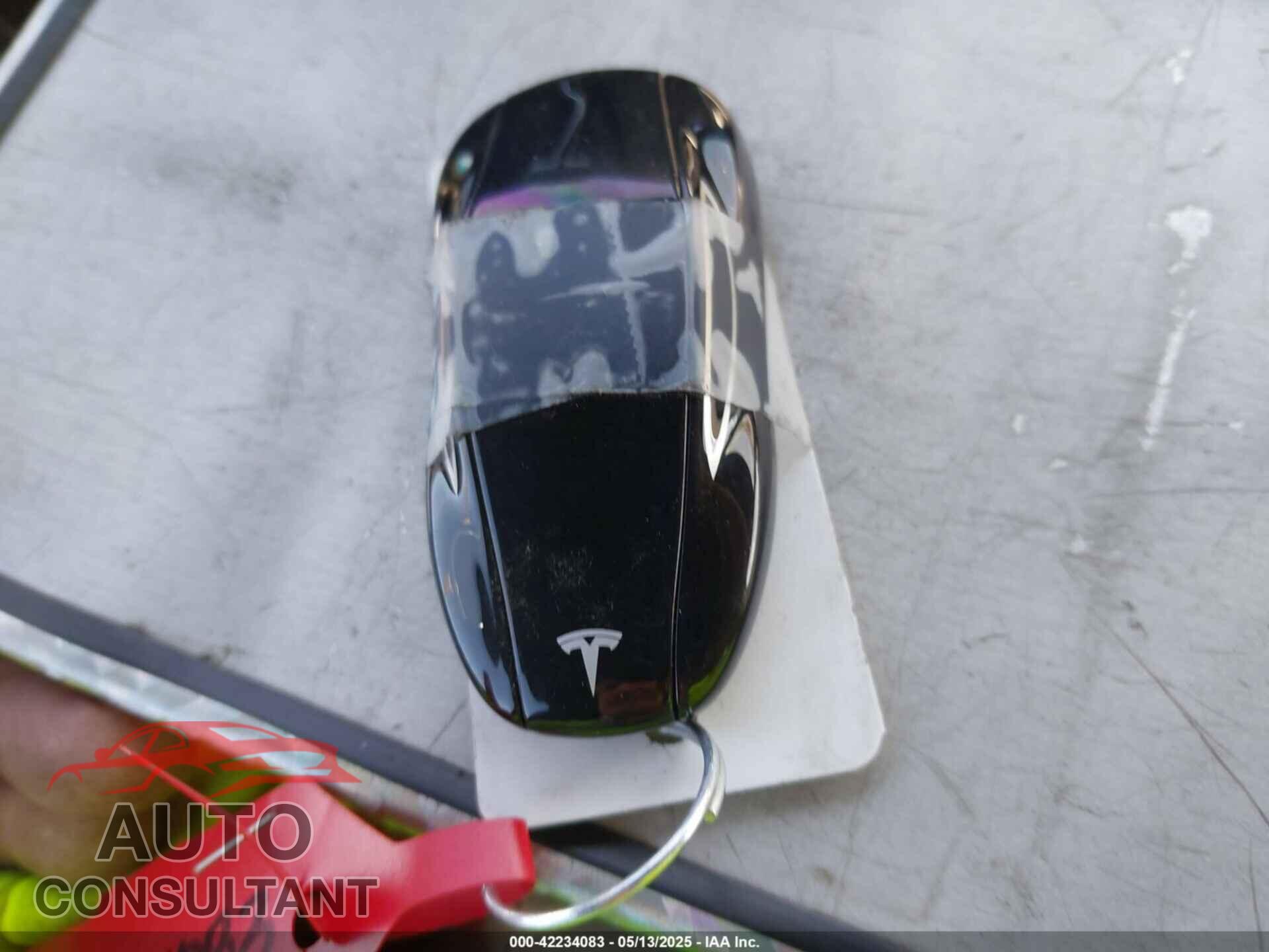 TESLA MODEL S 2016 - 5YJSA1E22GF174637