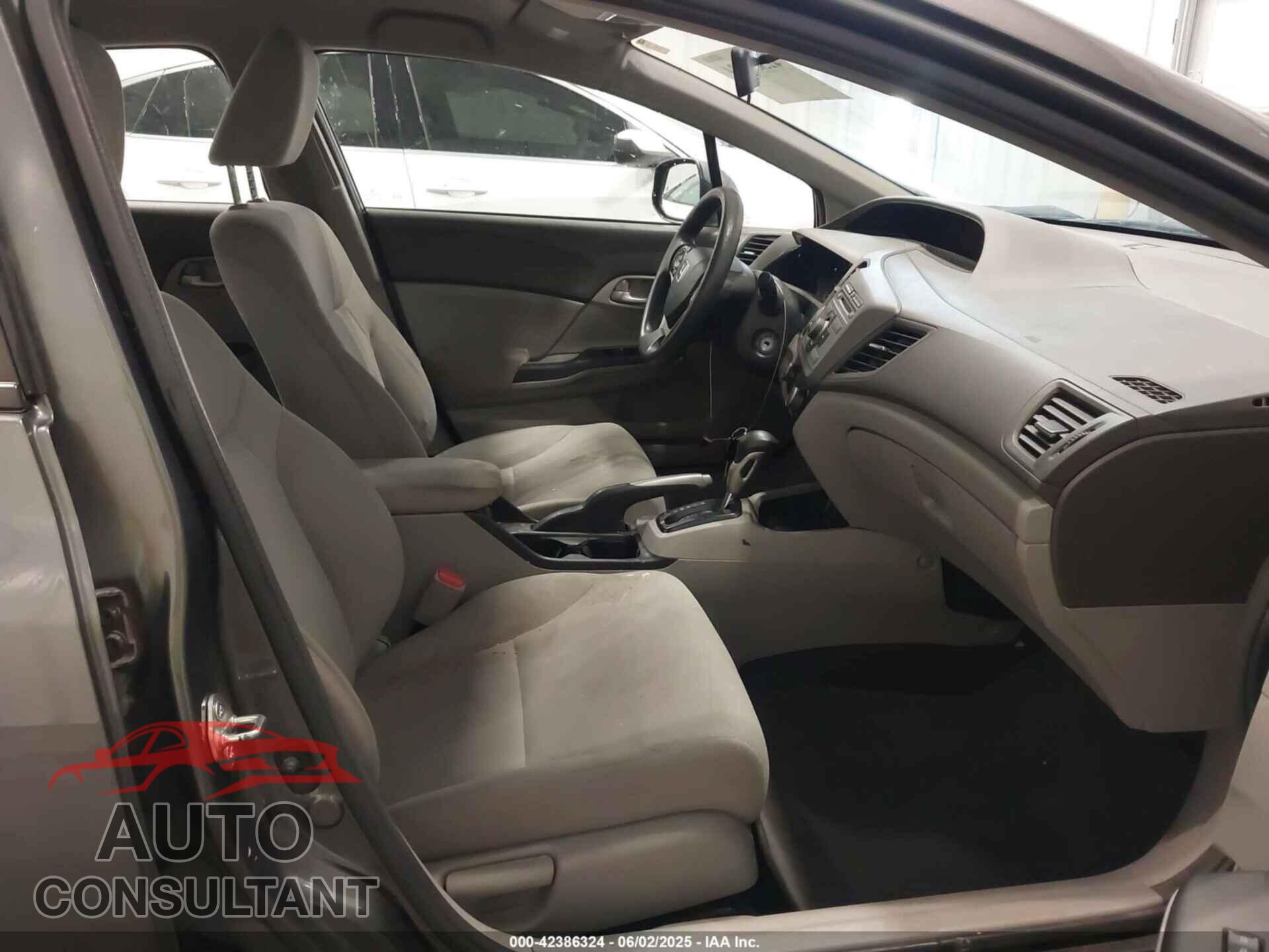 HONDA CIVIC 2012 - 2HGFB2F57CH605900