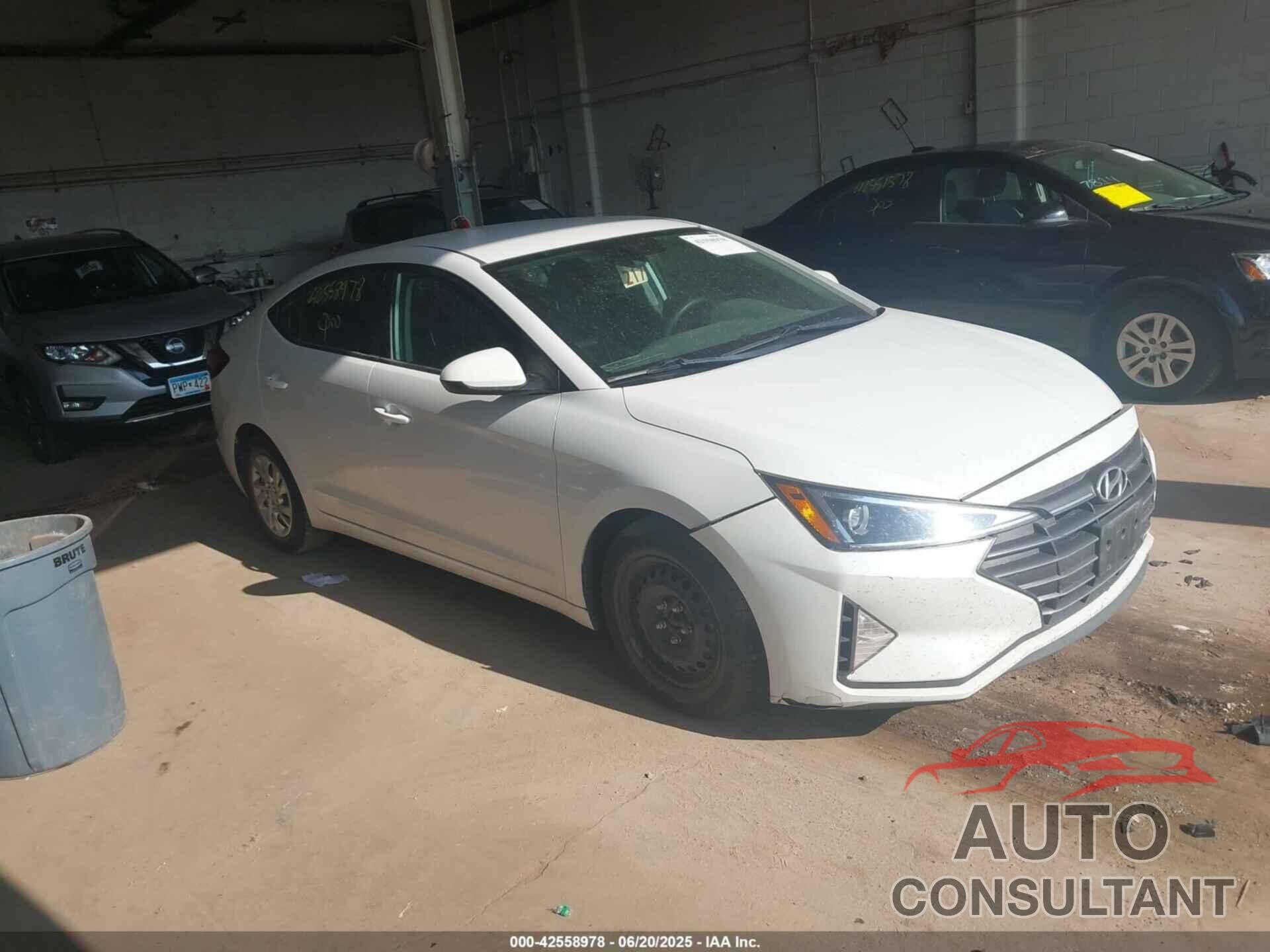 HYUNDAI ELANTRA 2020 - 5NPD74LF7LH503276