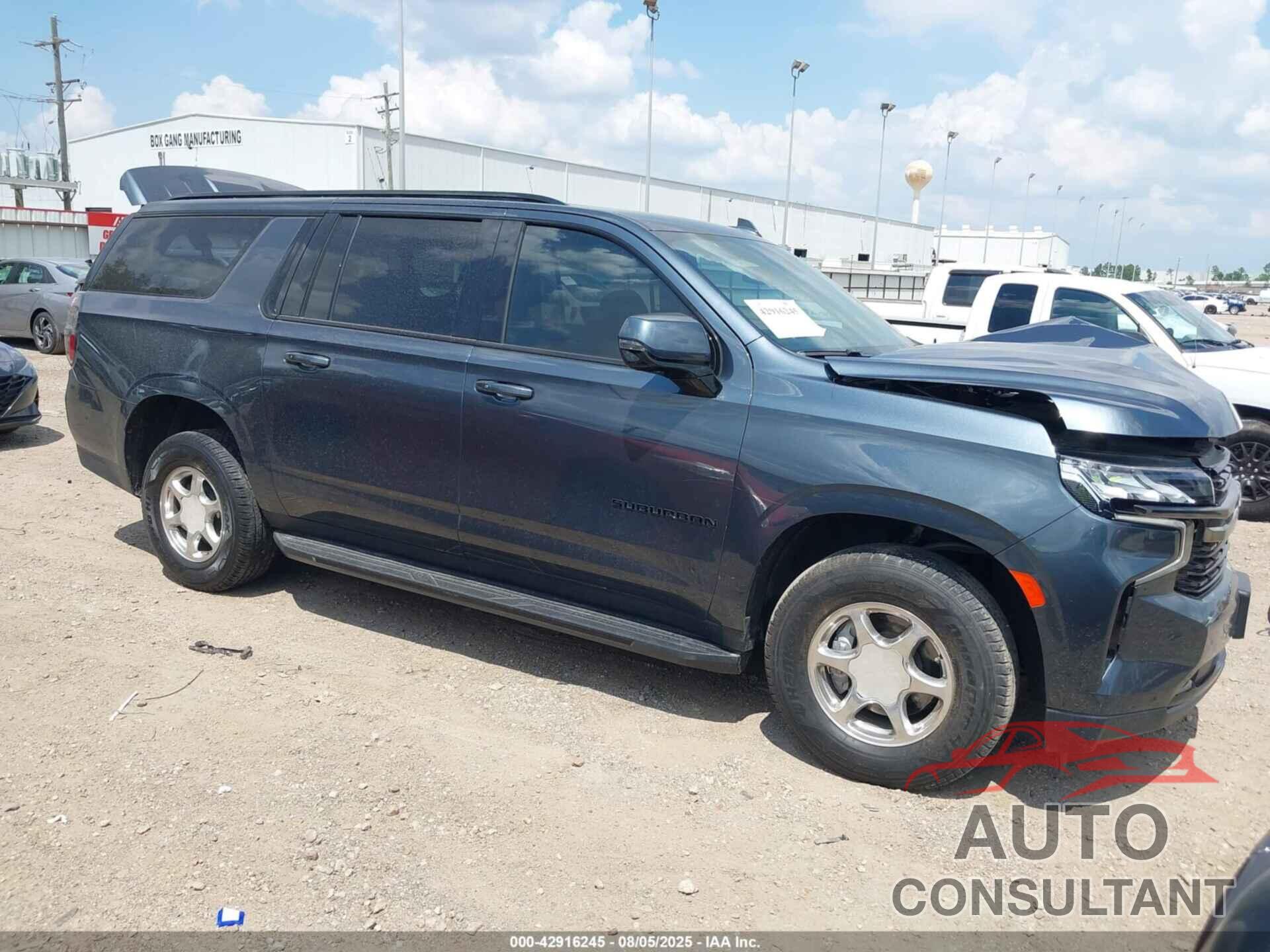 CHEVROLET SUBURBAN 2021 - 1GNSCEKD5MR228825