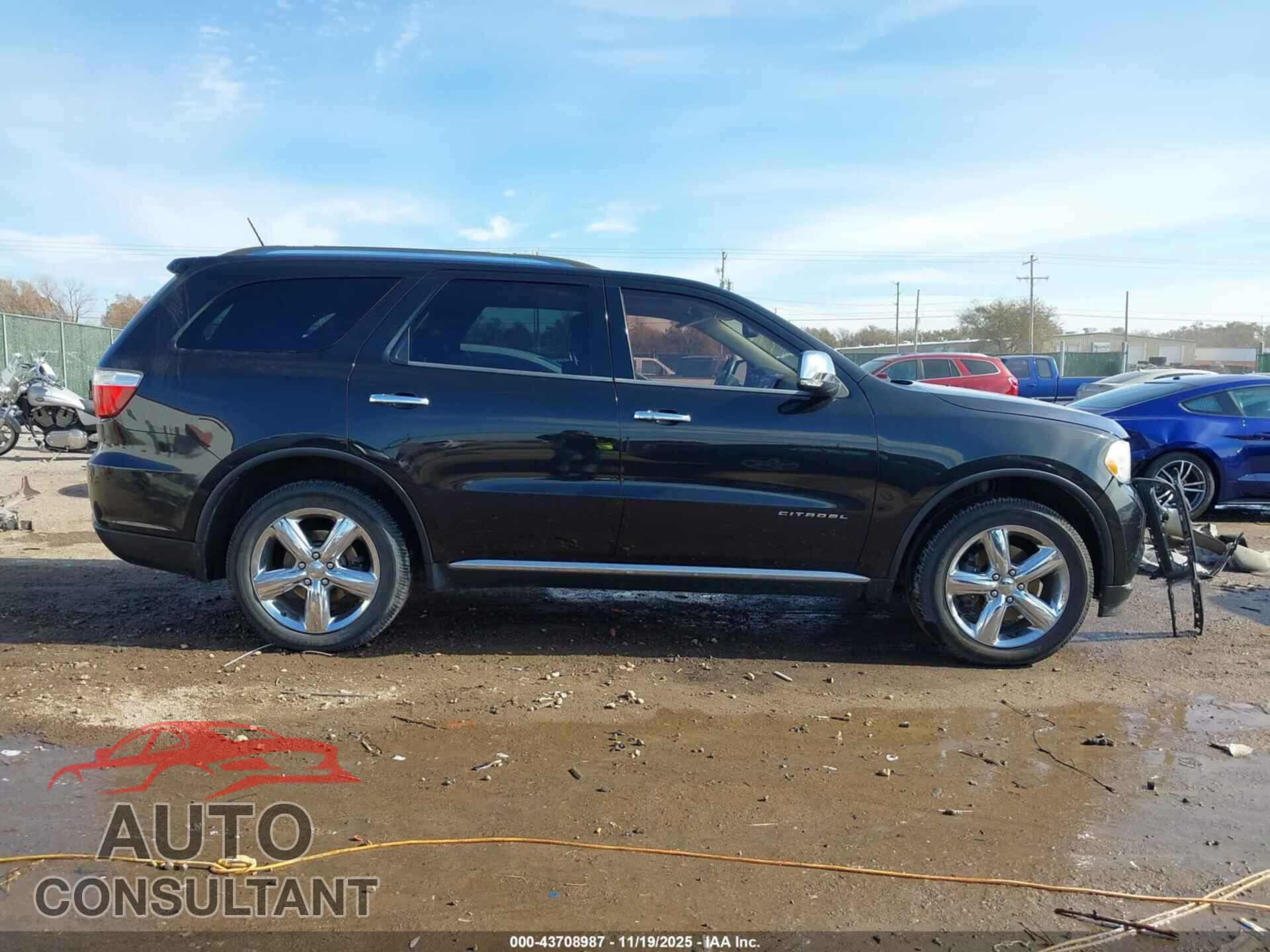 DODGE DURANGO 2013 - 1C4SDJET9DC677672