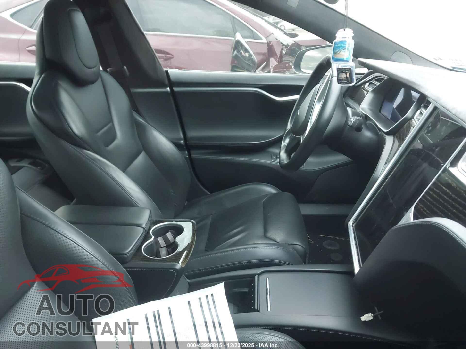 TESLA MODEL S 2017 - 5YJSA1E2XHF176458