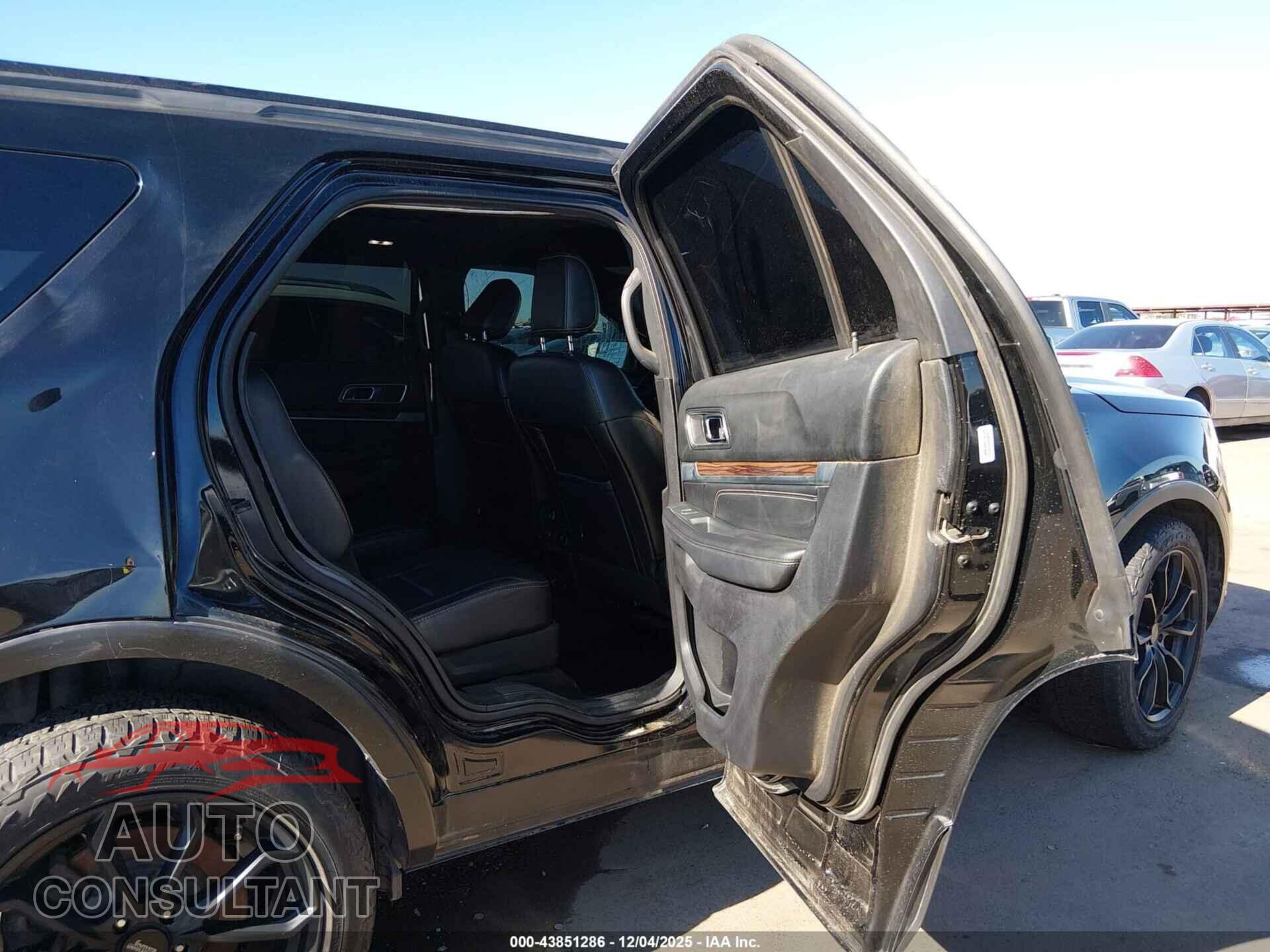 FORD EXPLORER 2018 - 1FM5K8F83JGB90506
