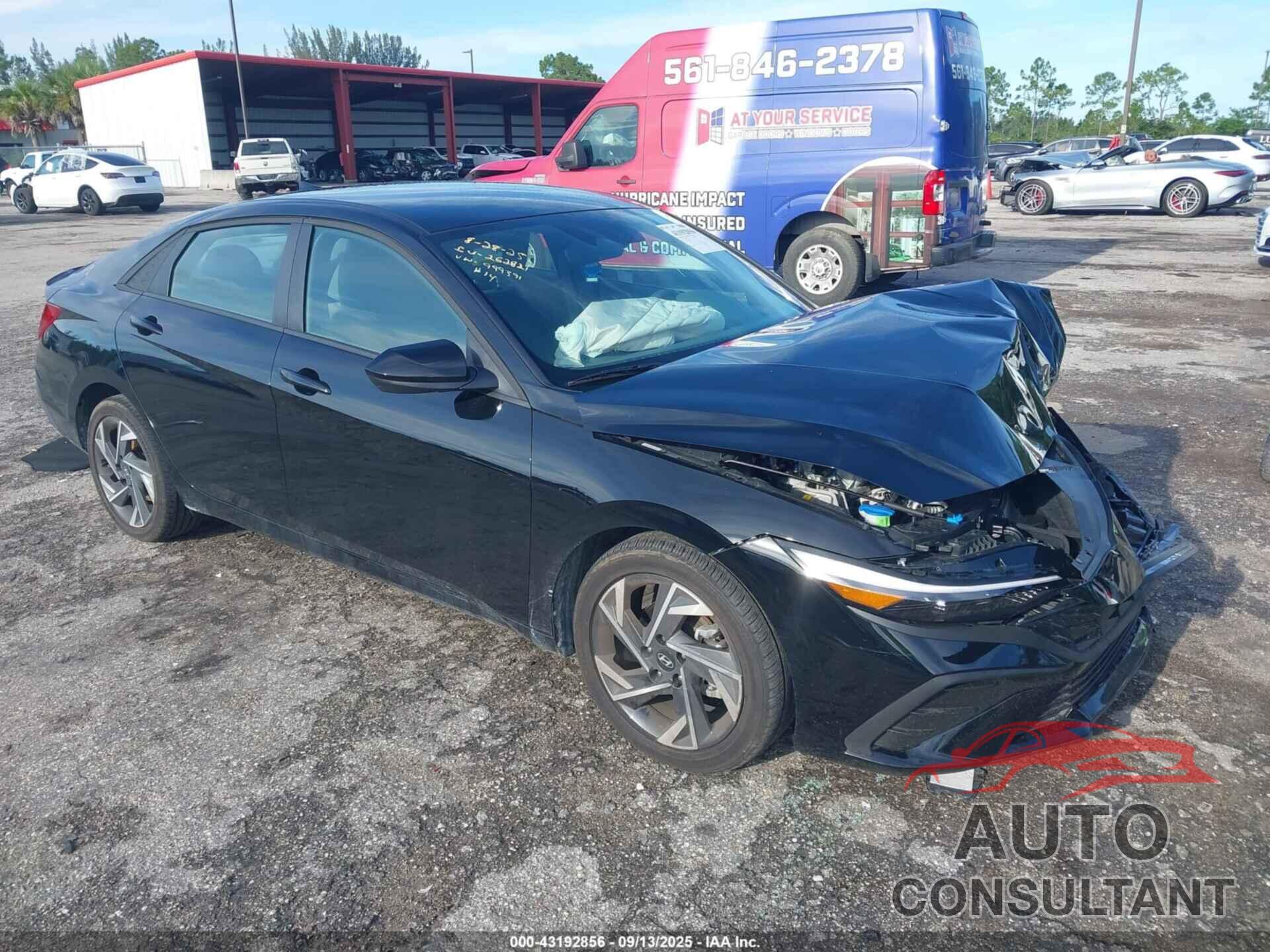 HYUNDAI ELANTRA 2025 - KMHLM4DG4SU999391