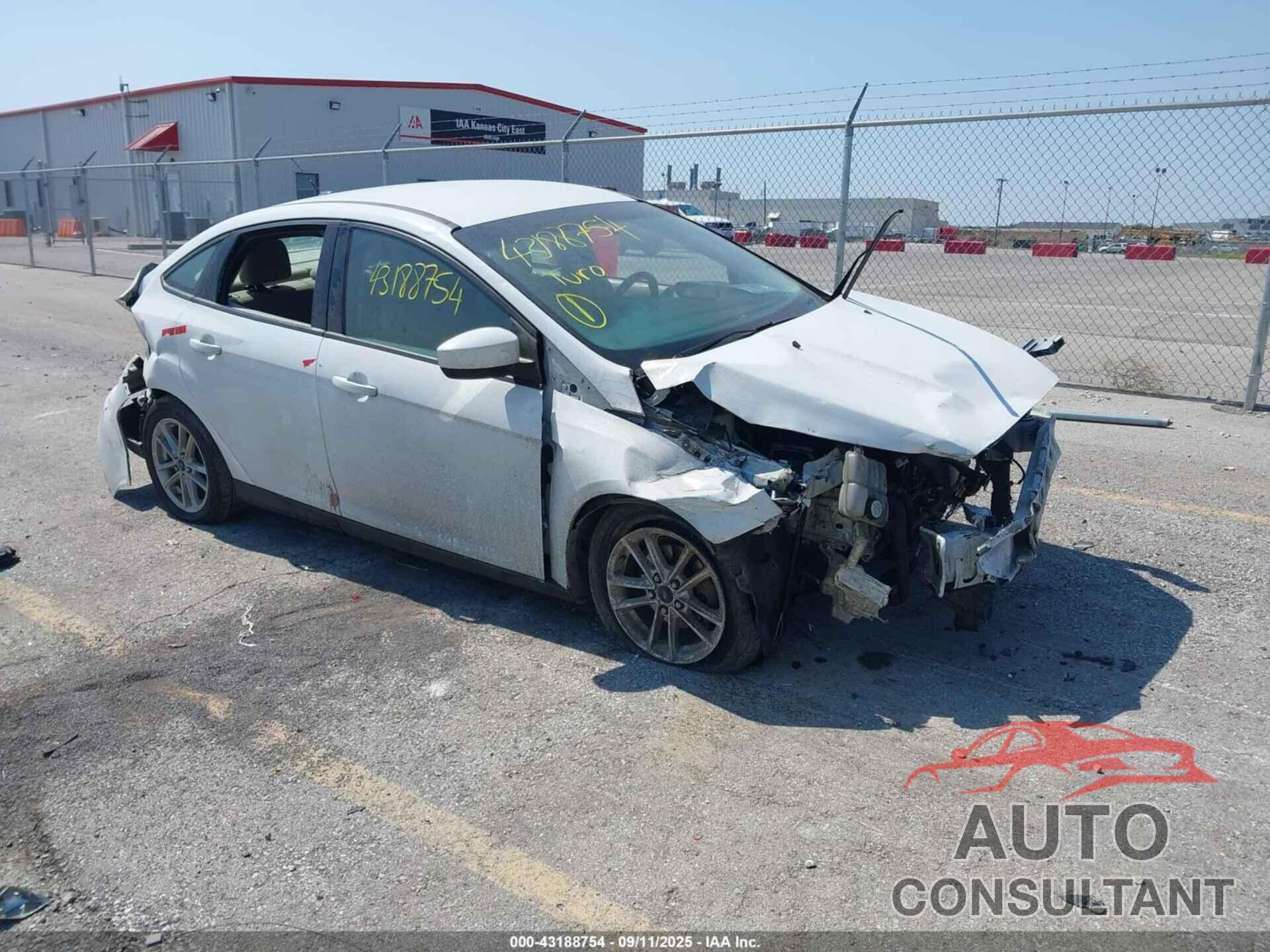 FORD FOCUS 2018 - 1FADP3F26JL231935