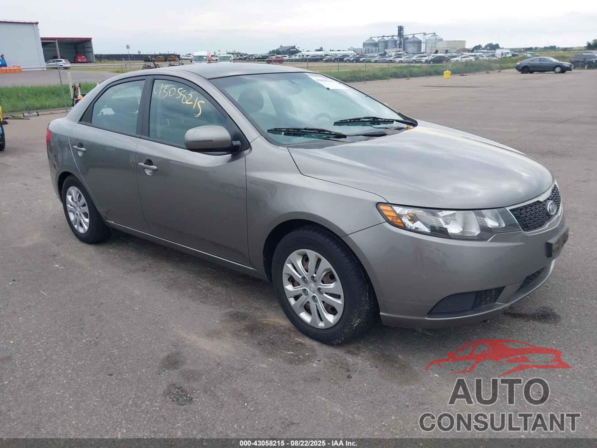 KIA FORTE 2011 - KNAFU4A26B5402601