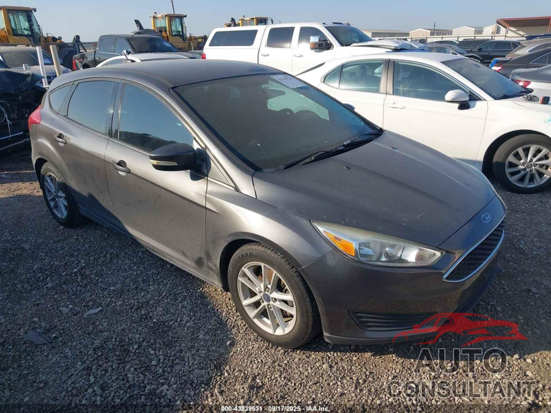 FORD FOCUS 2015 - 1FADP3K22FL326943